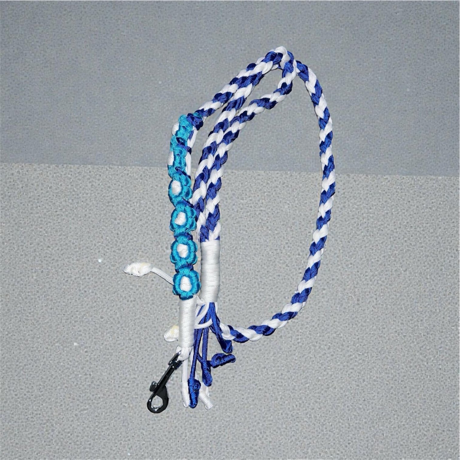 4 foot Paracord Braided Dog Lead with Flowers