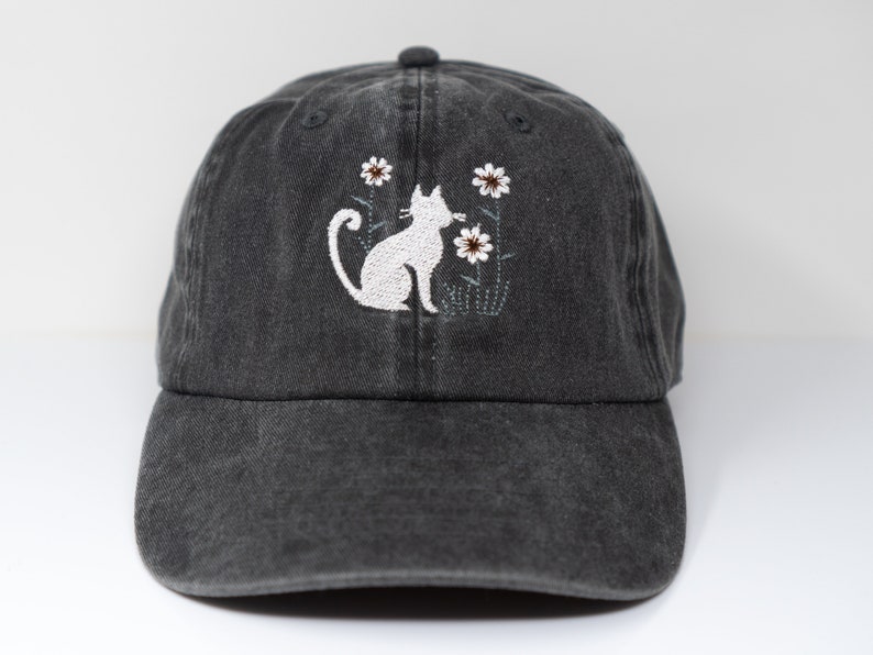 Cat and Flower Embroidered Kitten Baseball Cap, Washed Cotton Curve Brim Summer Hat
