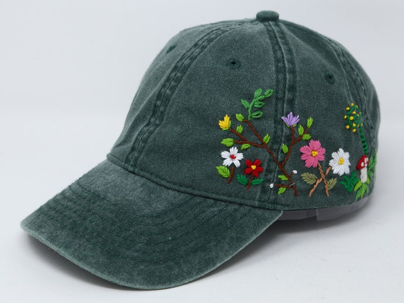 Hand Embroidered Big Flower Mix Garden Baseball Hat, Curved Brim Baseball Hat, Colorful Green Sun Summer Cap
