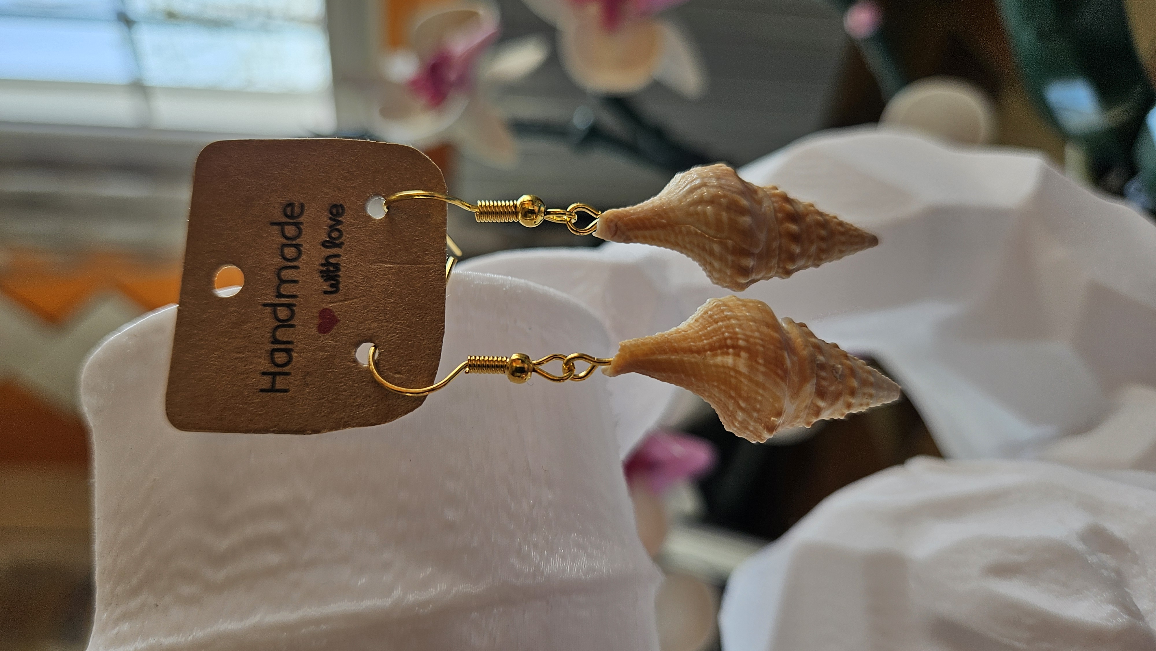 Boucles d’oreilles “Java Turrid” — 3 styles, une seule histoire