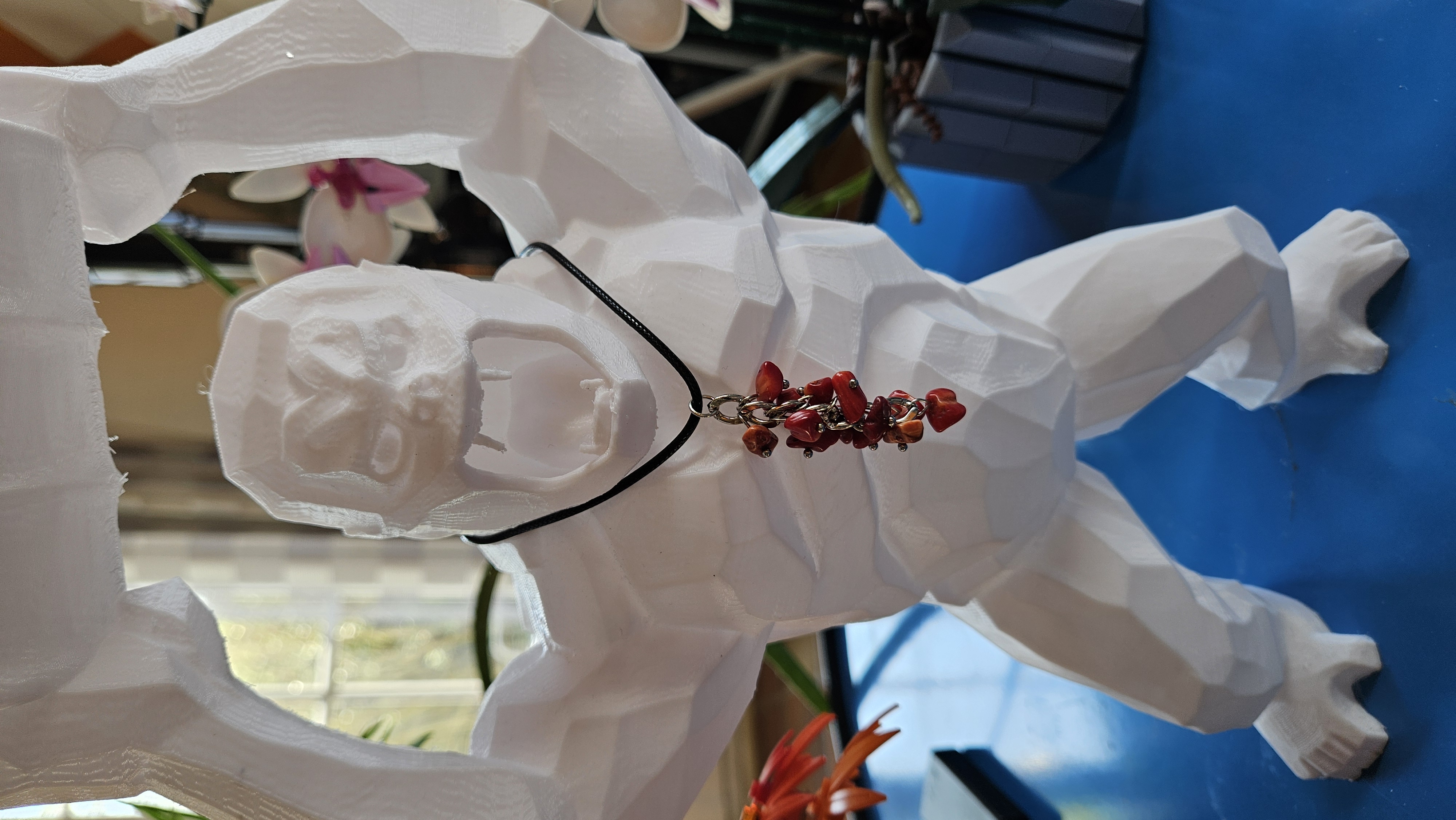 Ensemble en corail rouge — Éclat marin & caractère solaire