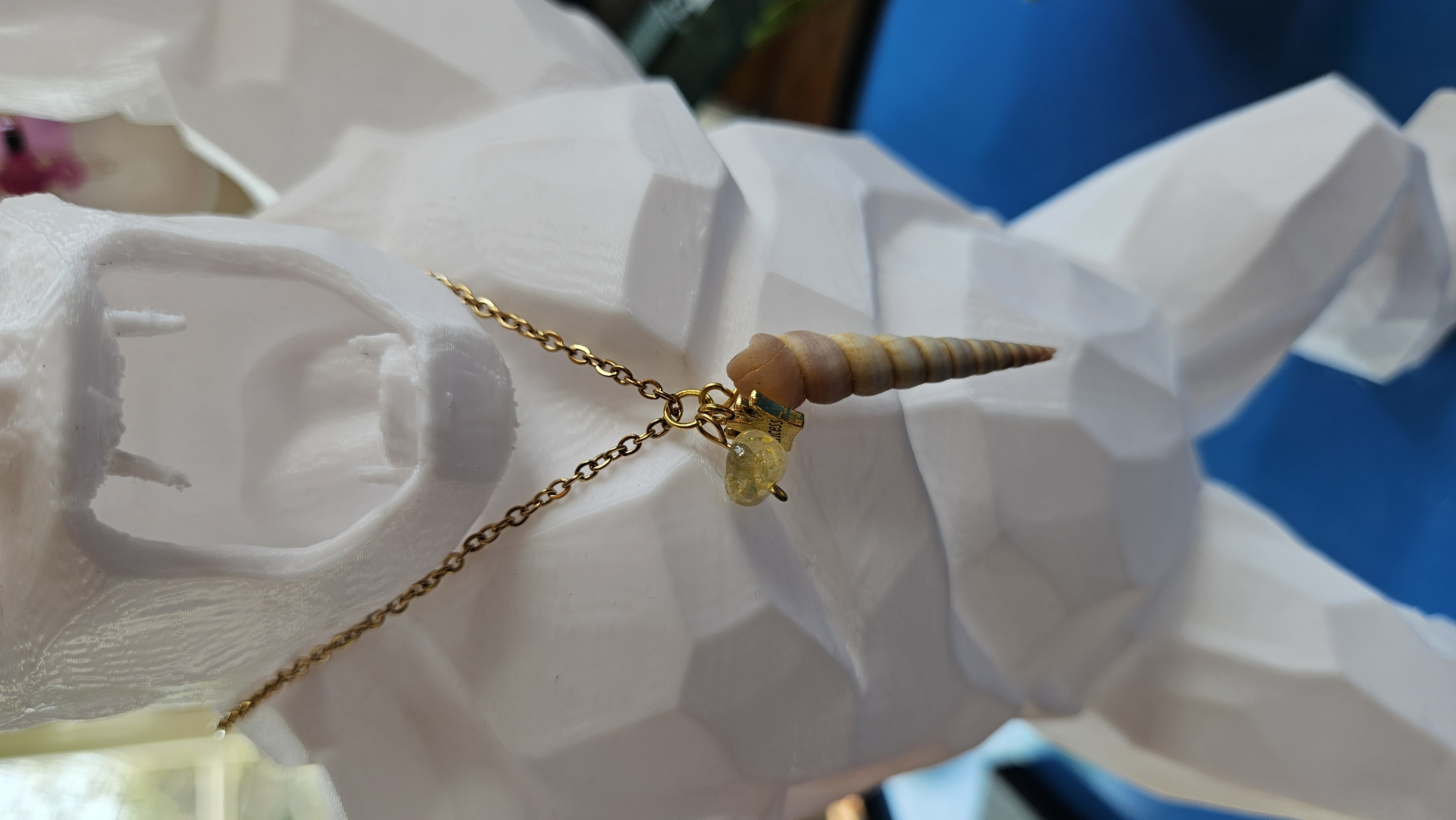 Collier chaîne dorée Turitella & citrine — Énergie solaire