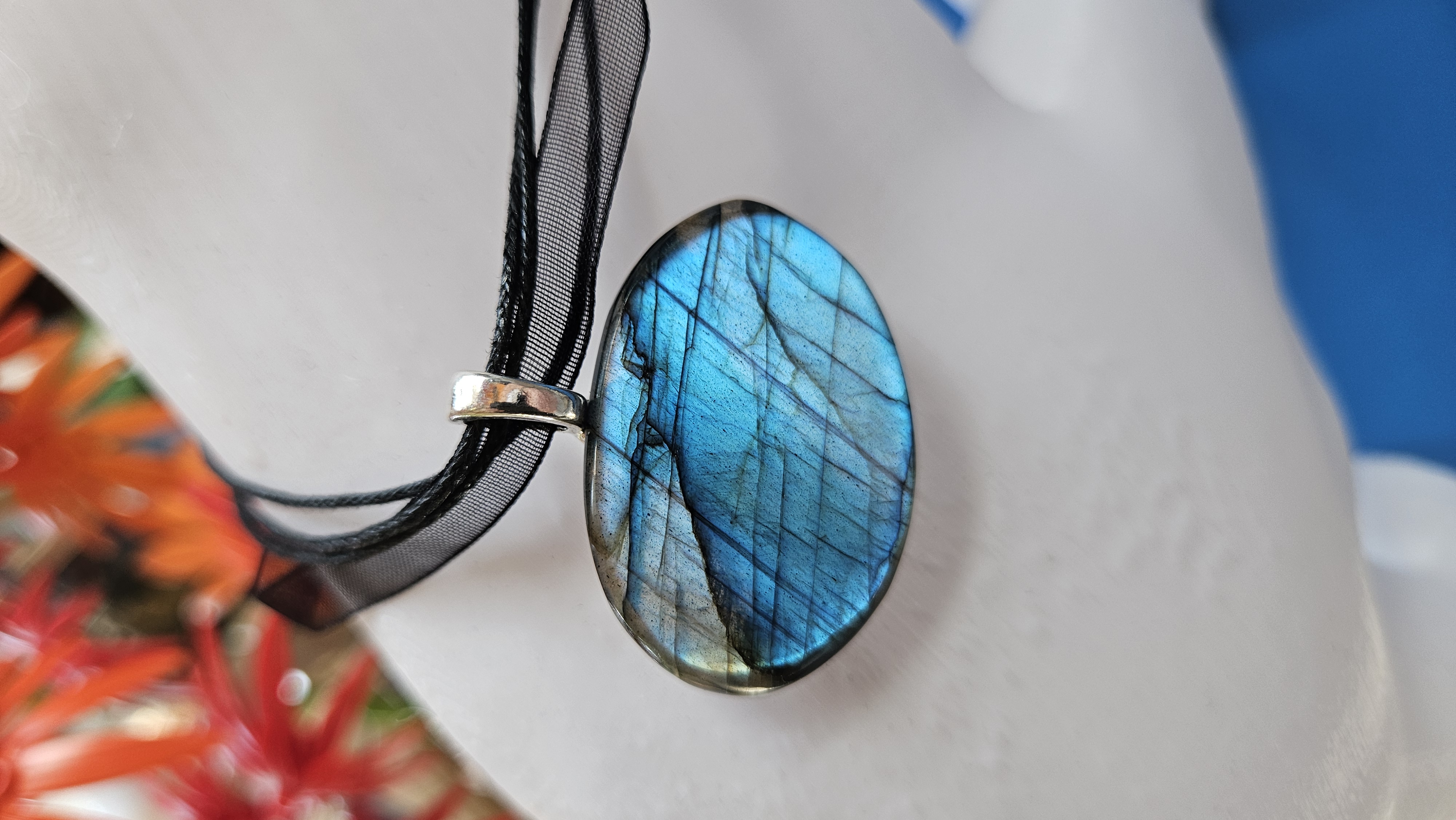 Collier en labradorite — Reflets mystiques & protection