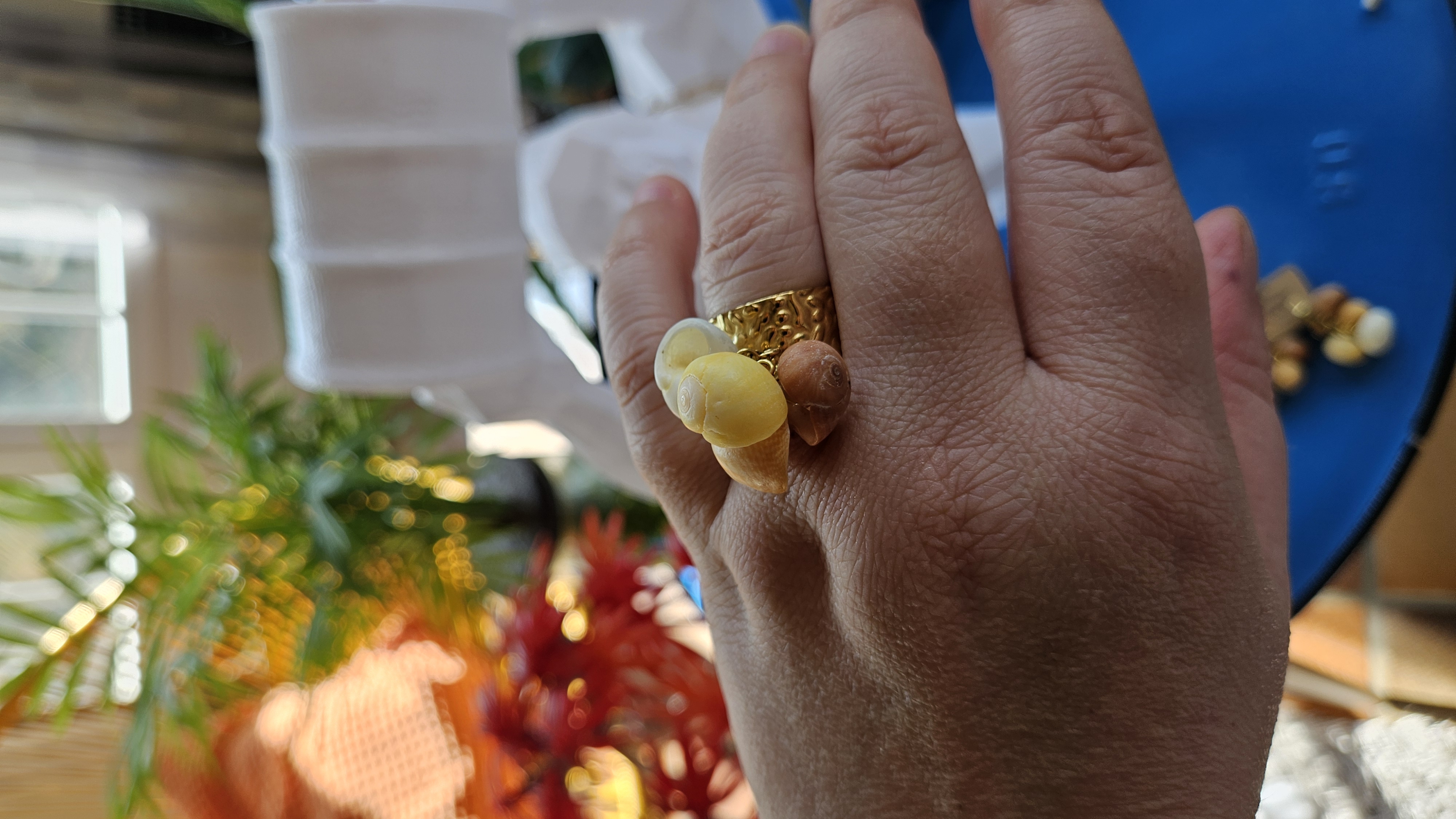 Bague ajustable dorée & coquillages — Trésor du Morbihan