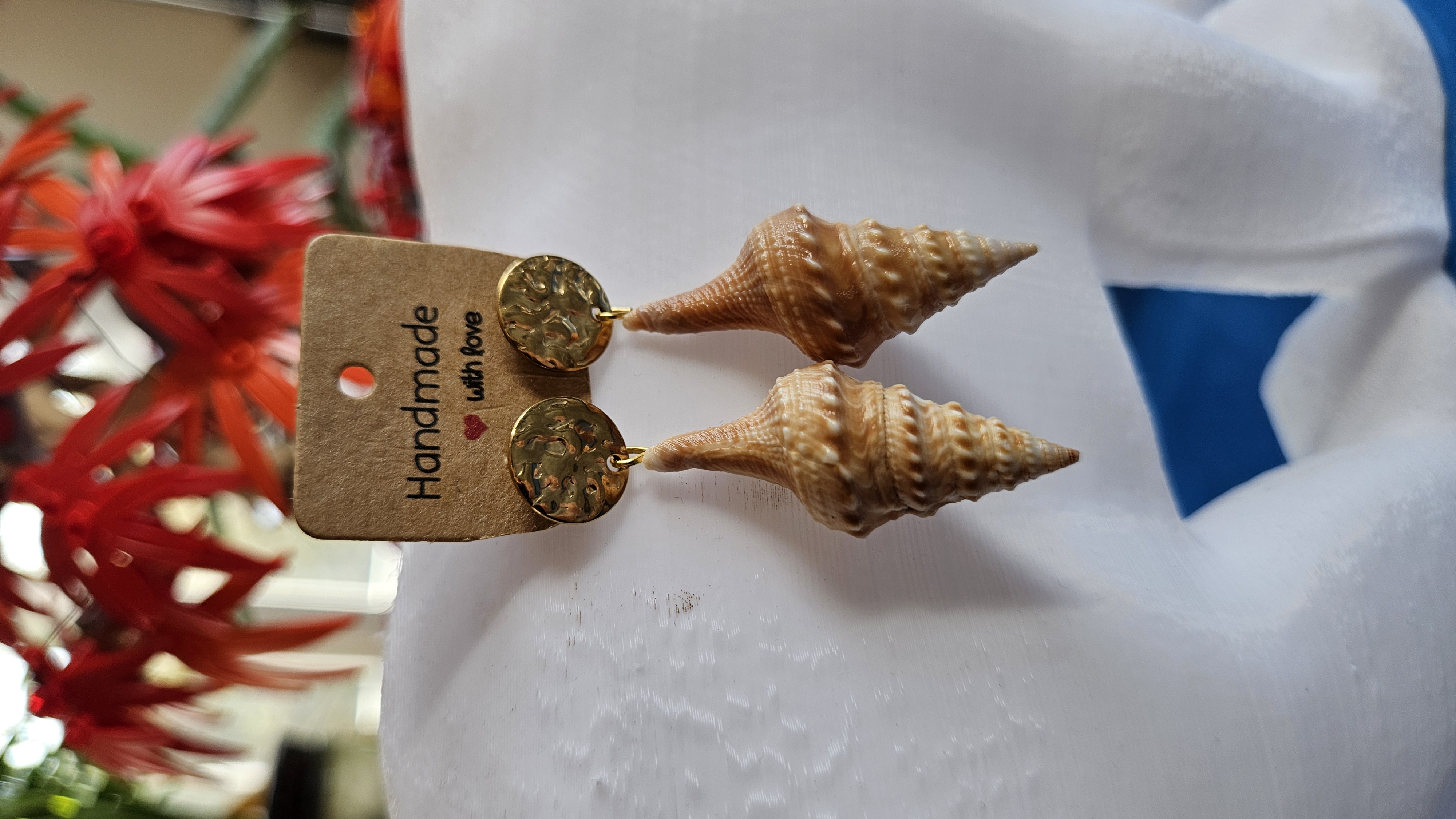 Boucles d’oreilles “Java Turrid” — 3 styles, une seule histoire