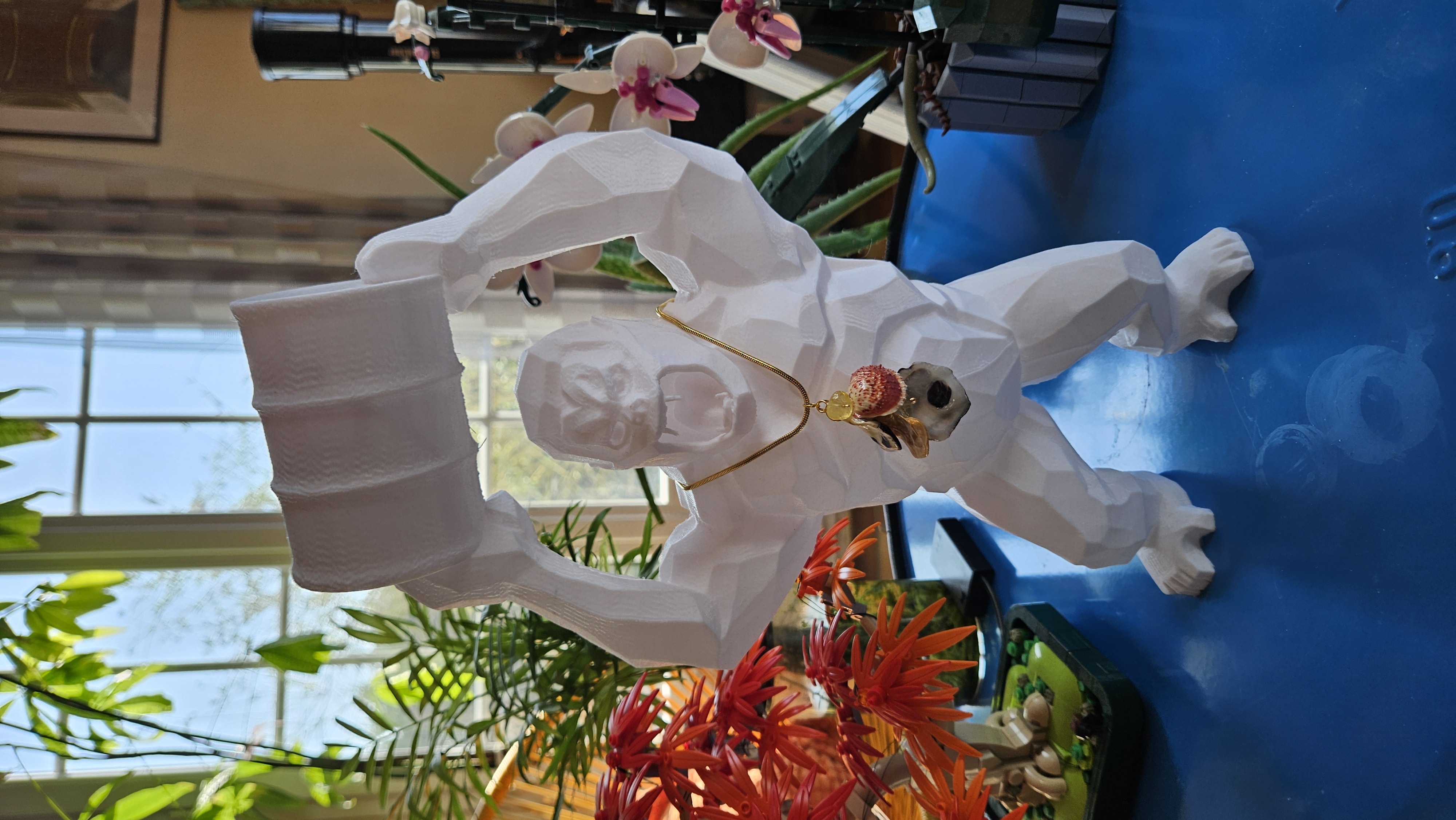 Collier chaîne dorée & méli-mélo de coquillages — Souvenirs de voyages