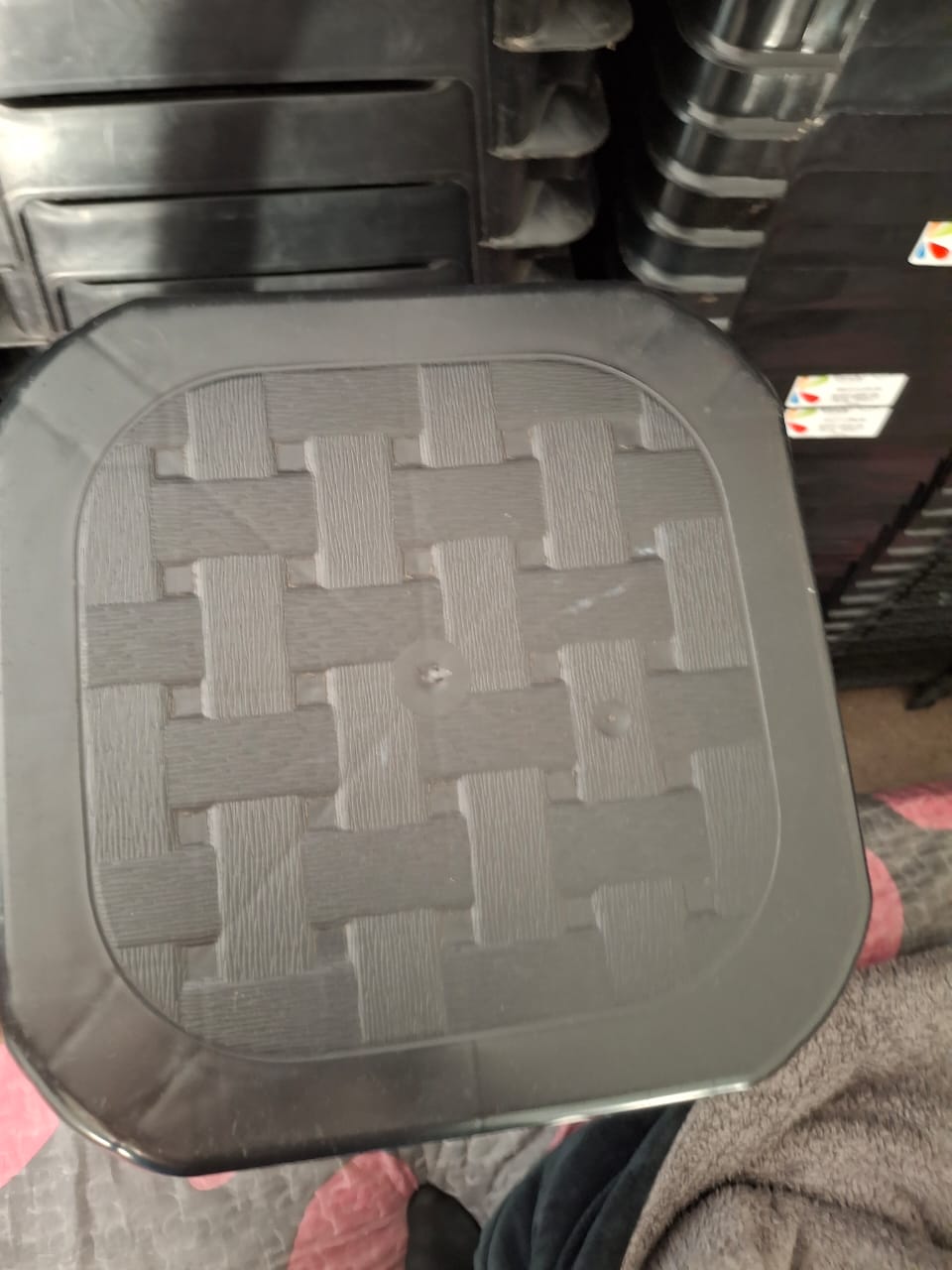 Banco de Plástico Rattan en Arriendo