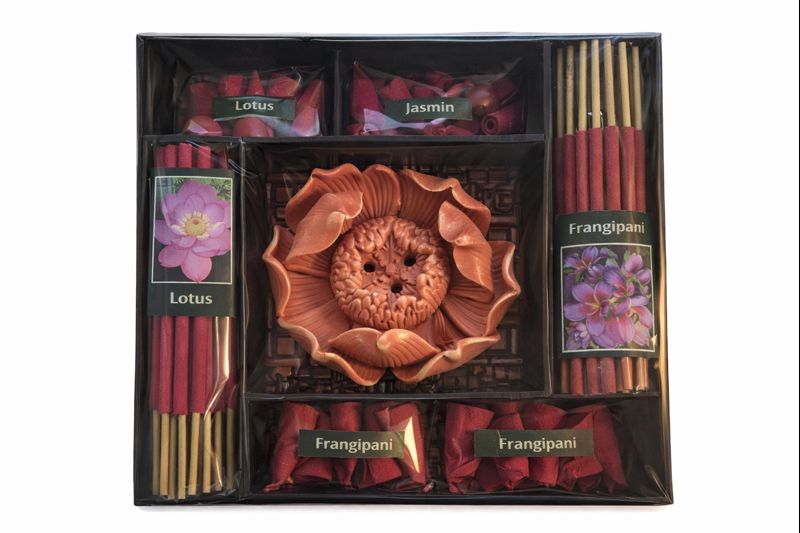 193 - Coffret Encens - Lotus - Frangipanier