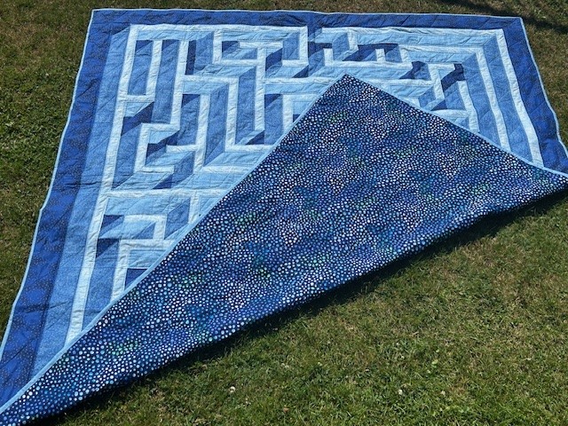 Geometric Blue Maze Quilt