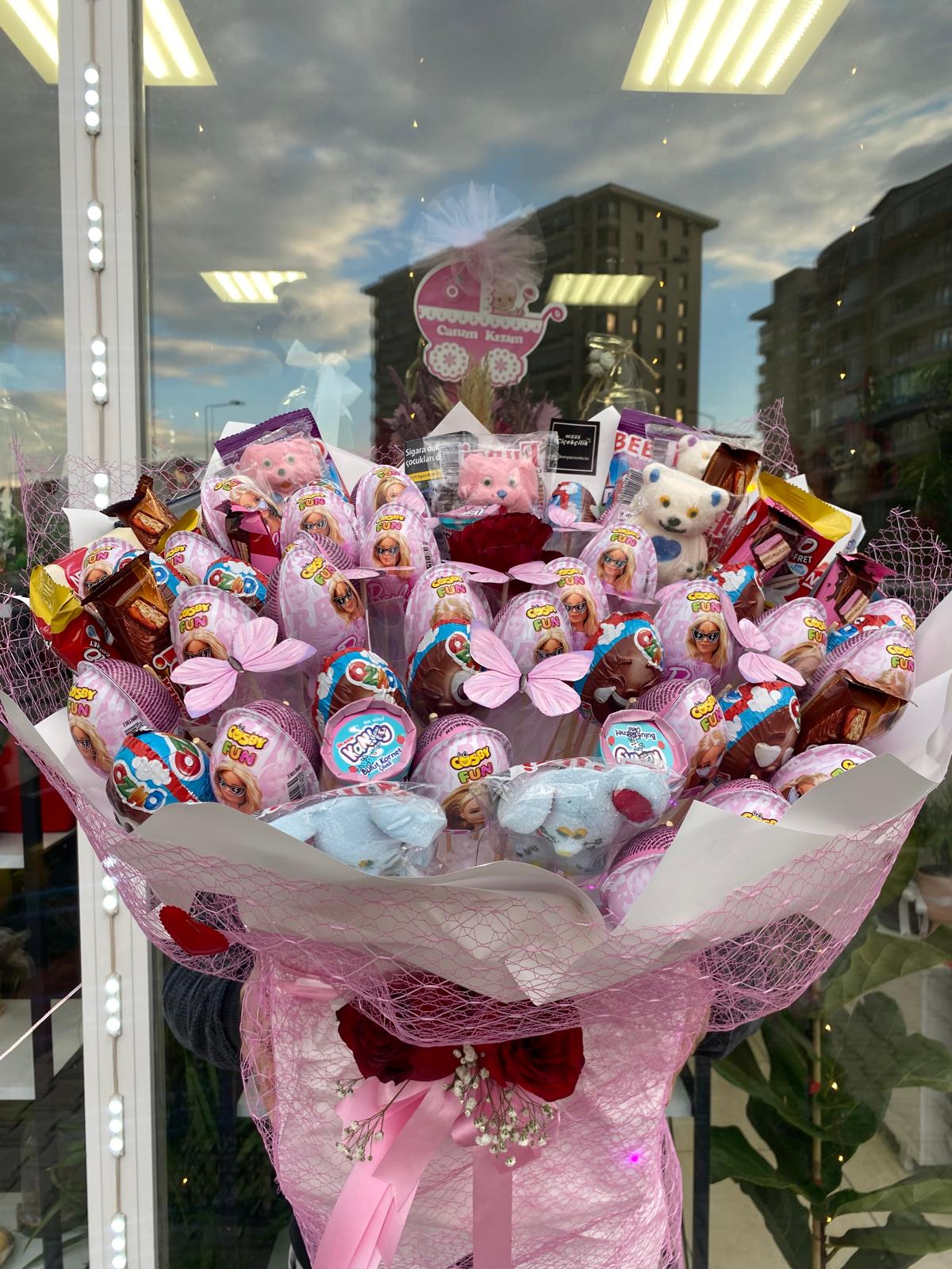 Mega Boy Süpriz Buketi