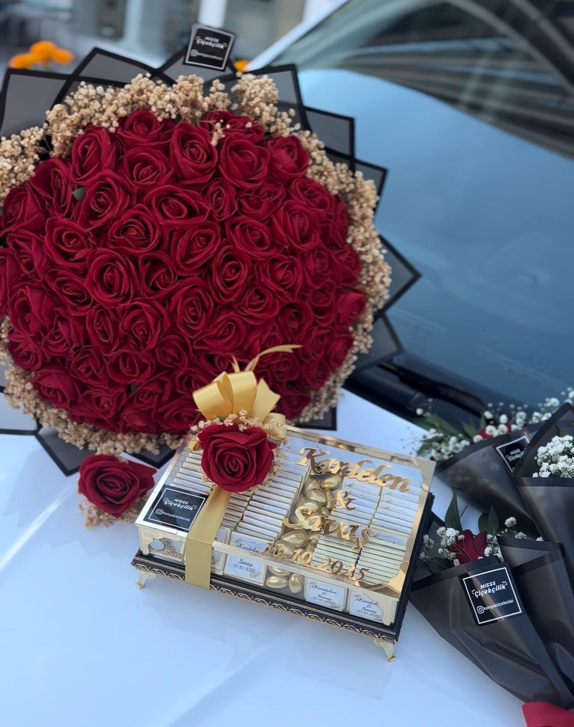 Yapay 101'Li Gül Buketi ve Çikolatsı