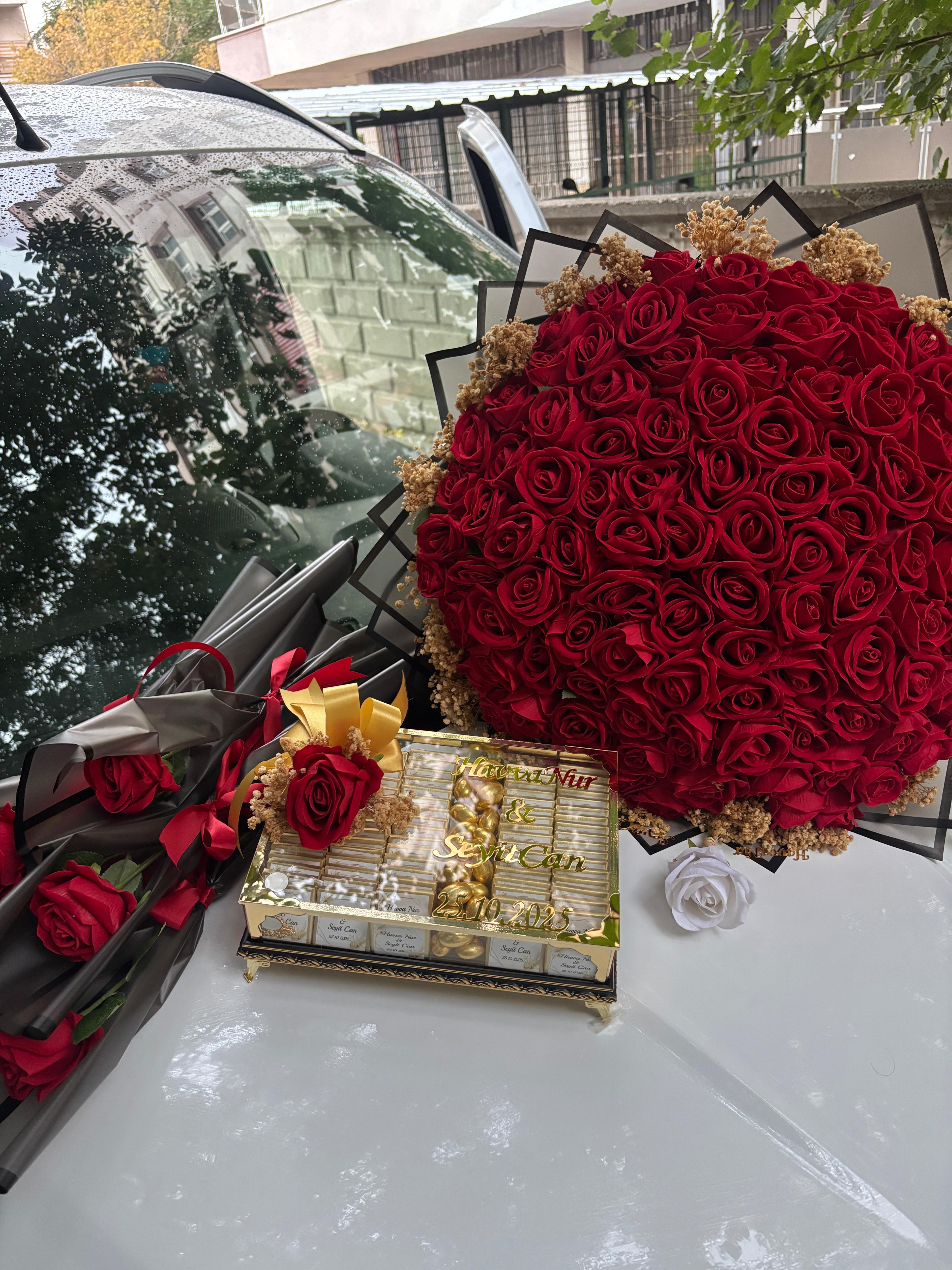 Yapay 101'Li Gül Buketi İsteme Seti