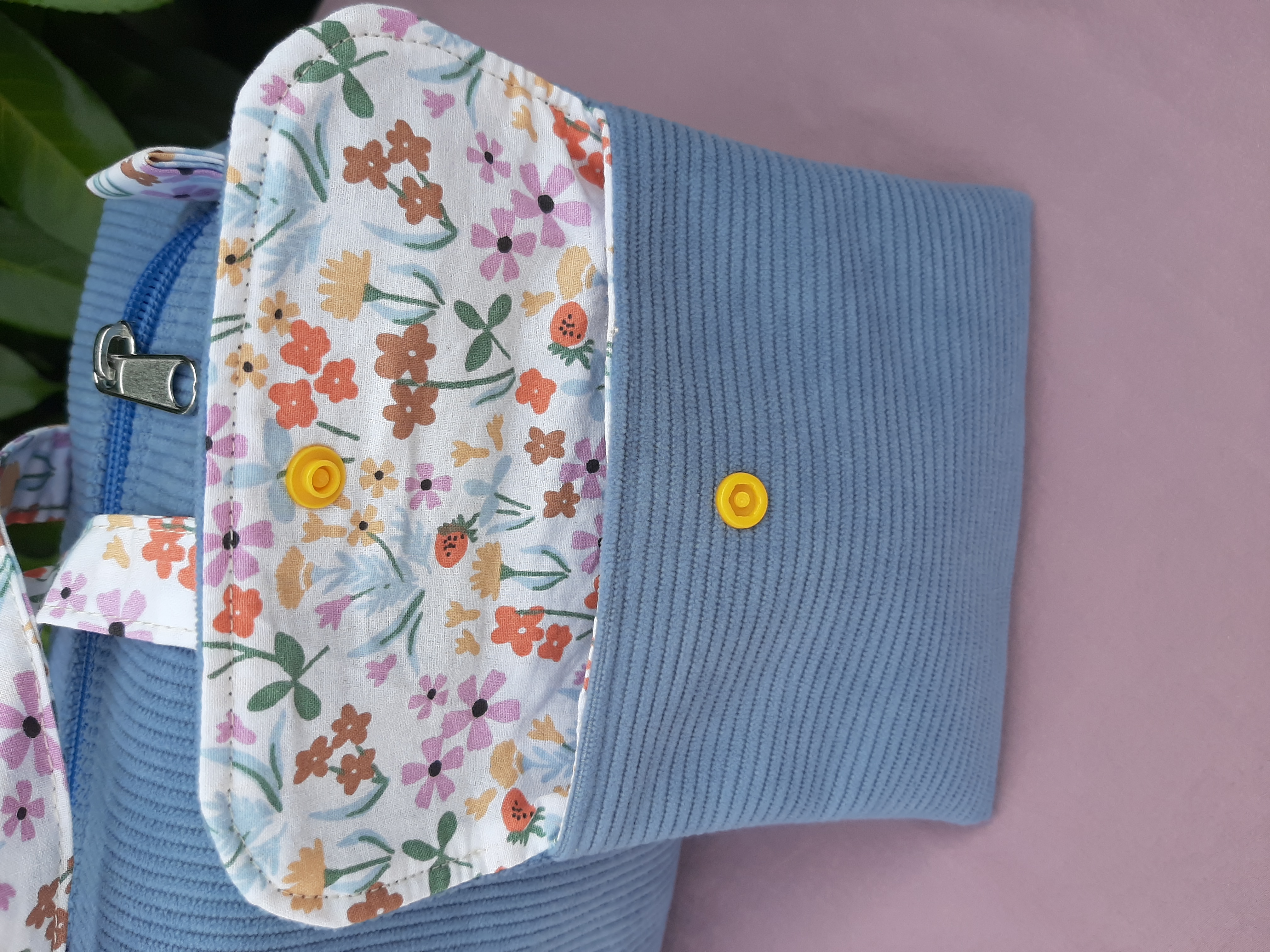 Trousse de toilette et sa pochette
