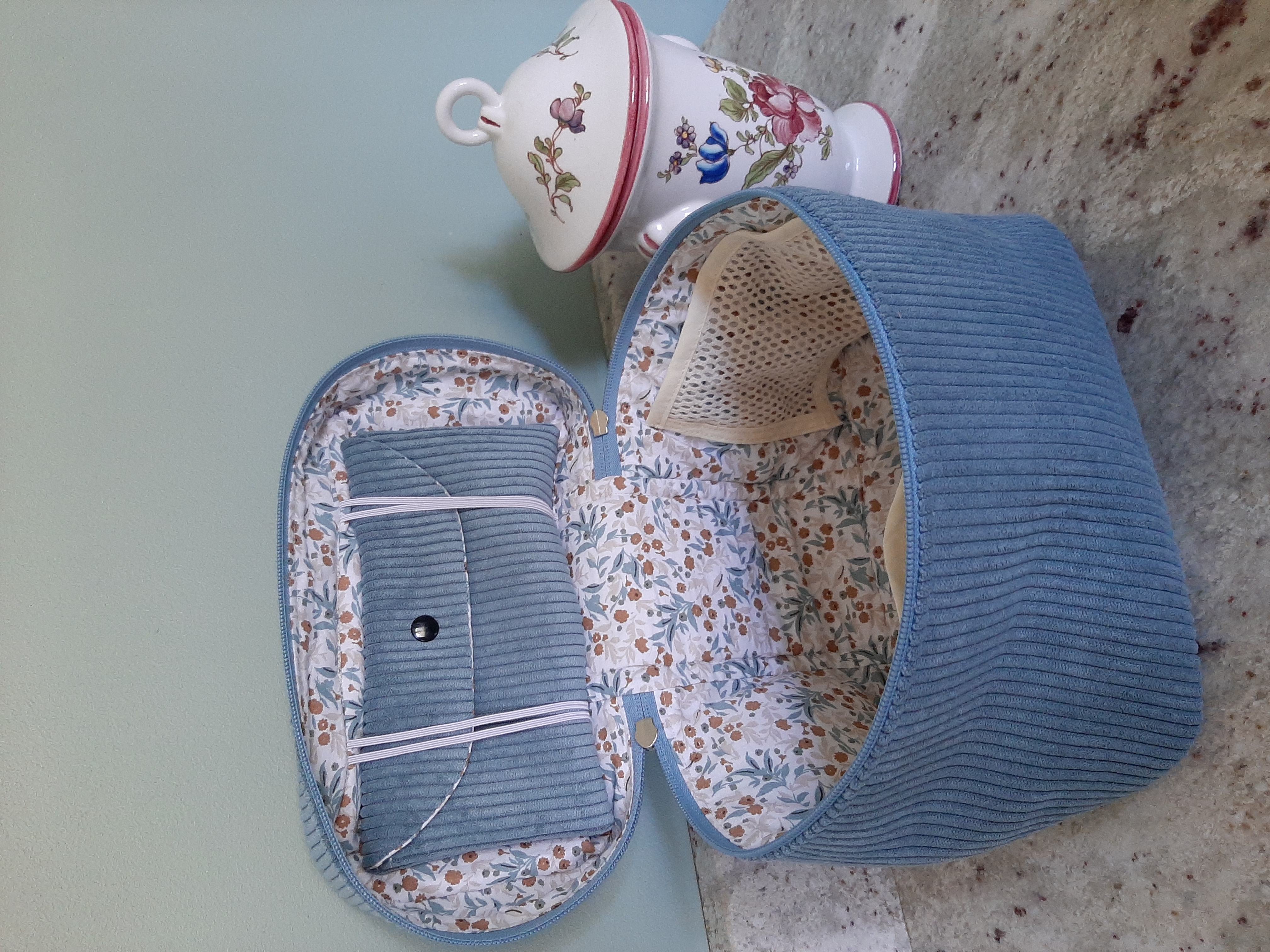 Trousse de toilette / Vanity 