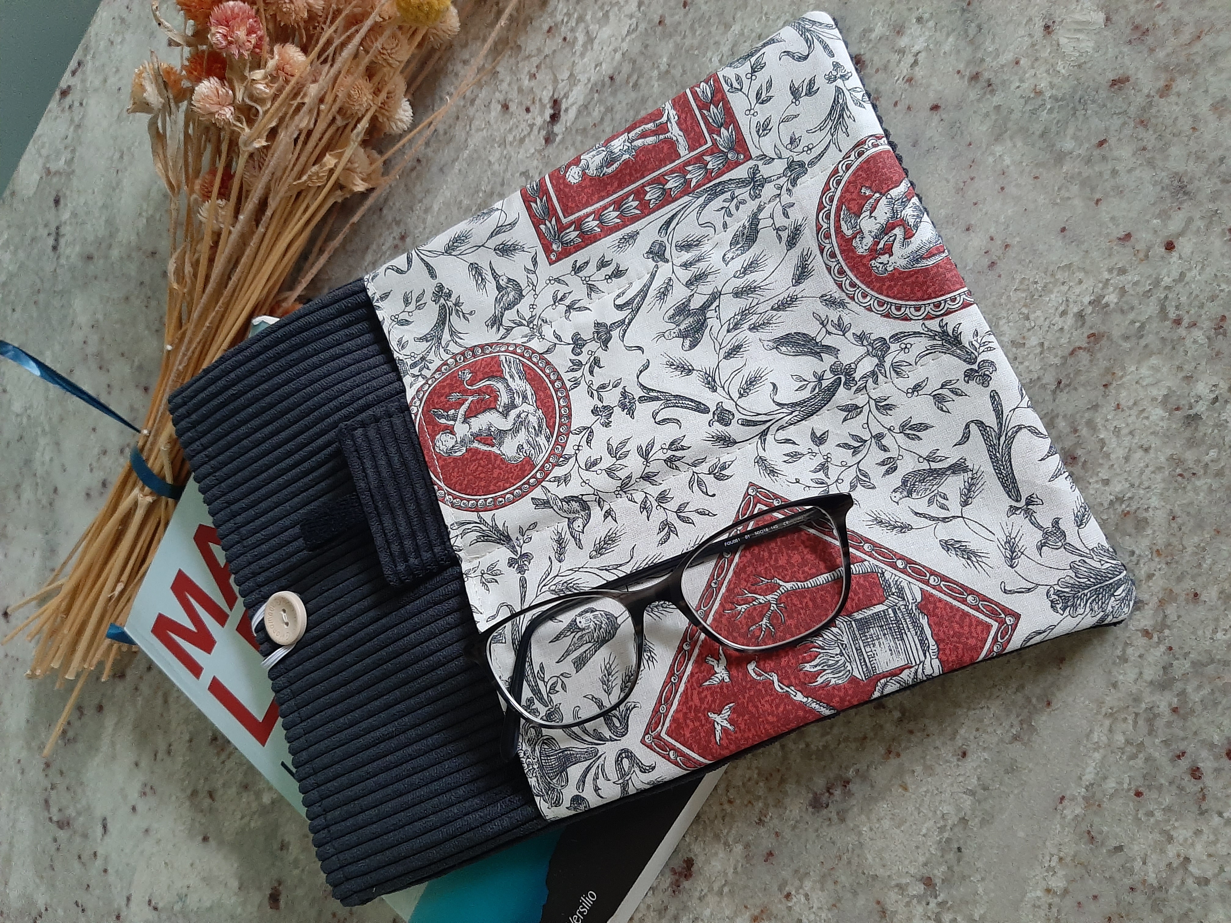 Housse à  livre broché