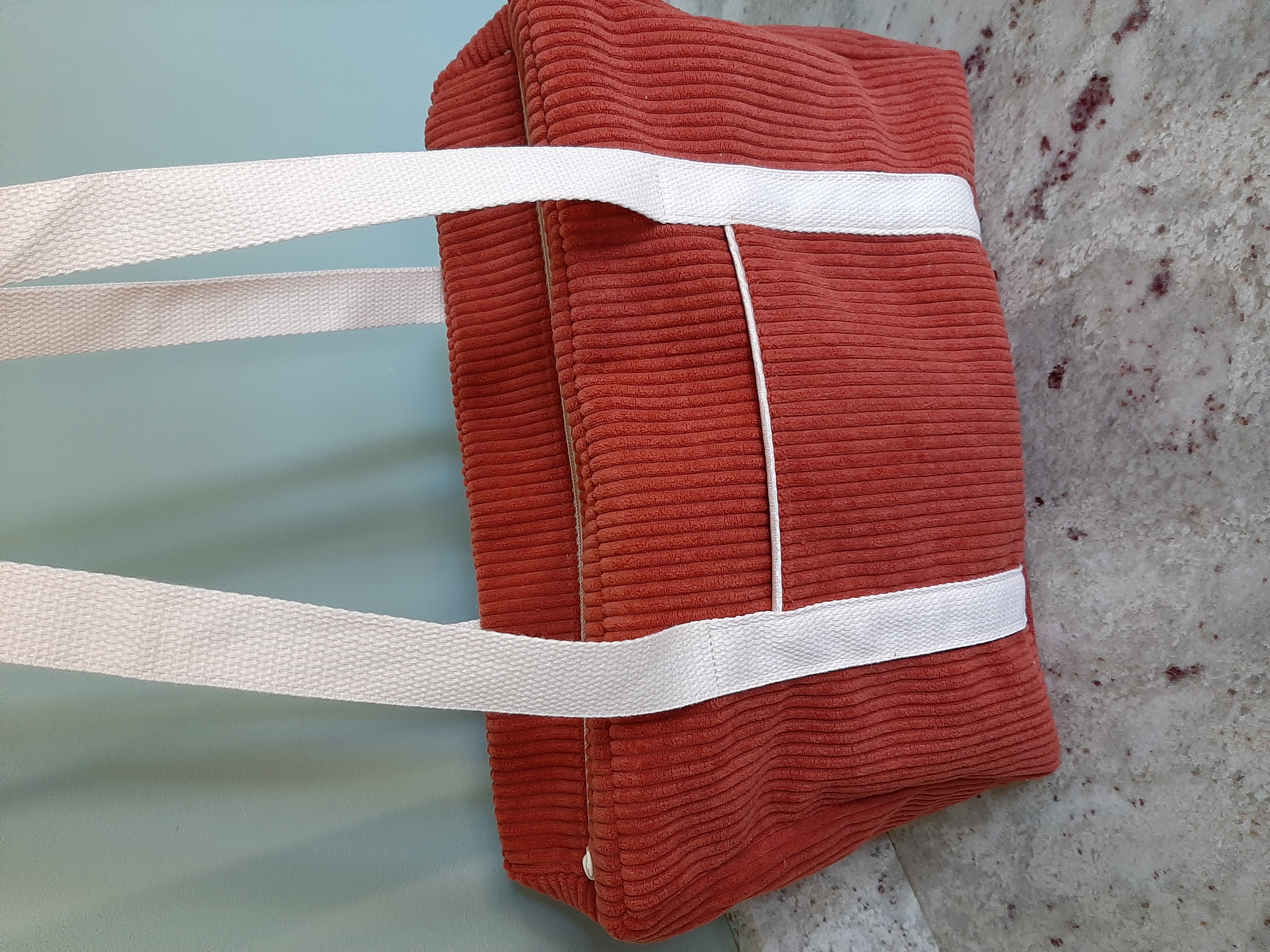 Sac cabas en velours côtelé