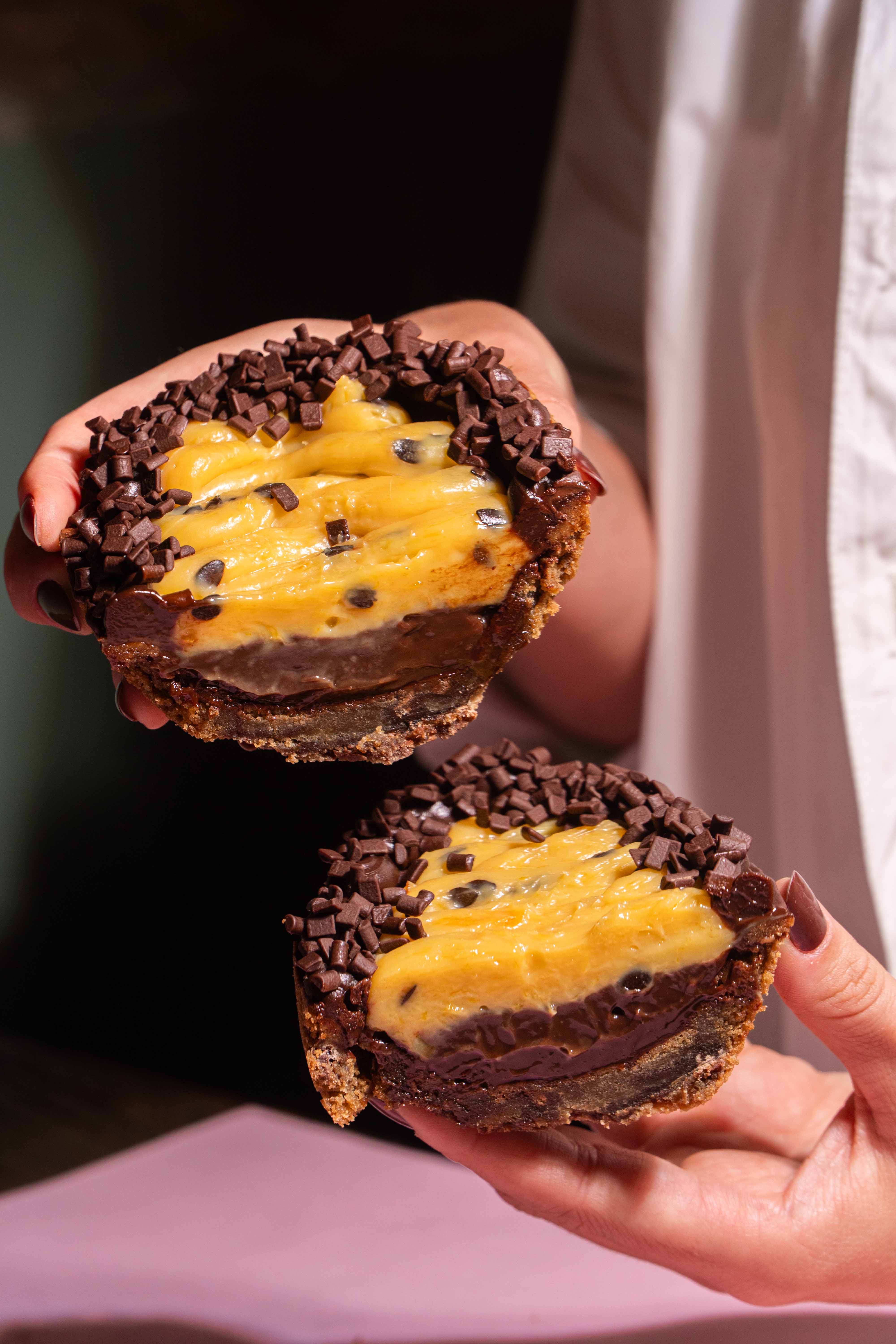 Ovo de Colher Maracujá com Brigadeiro Belga