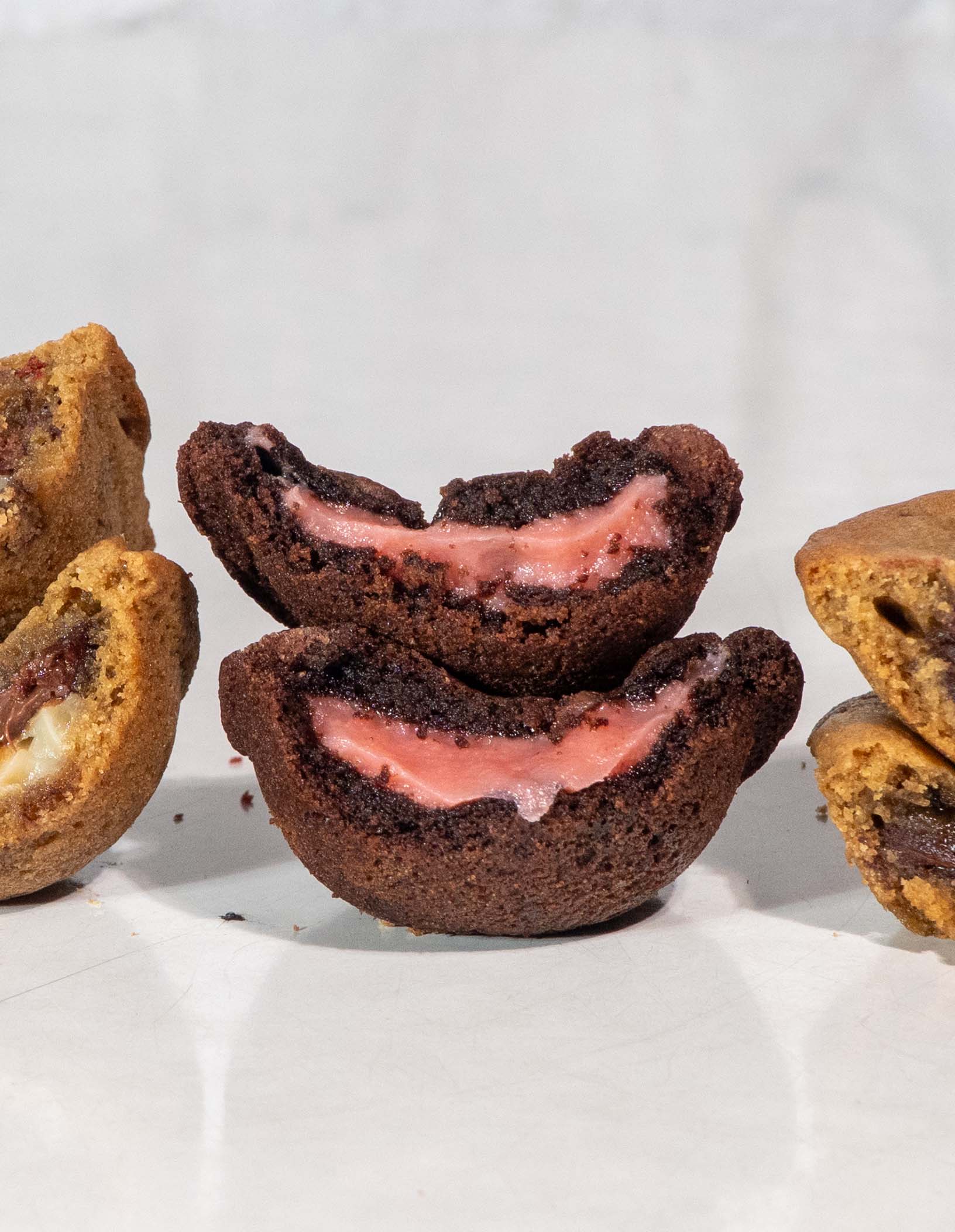 Mini Ovos Casca de Cookie Stikadinho