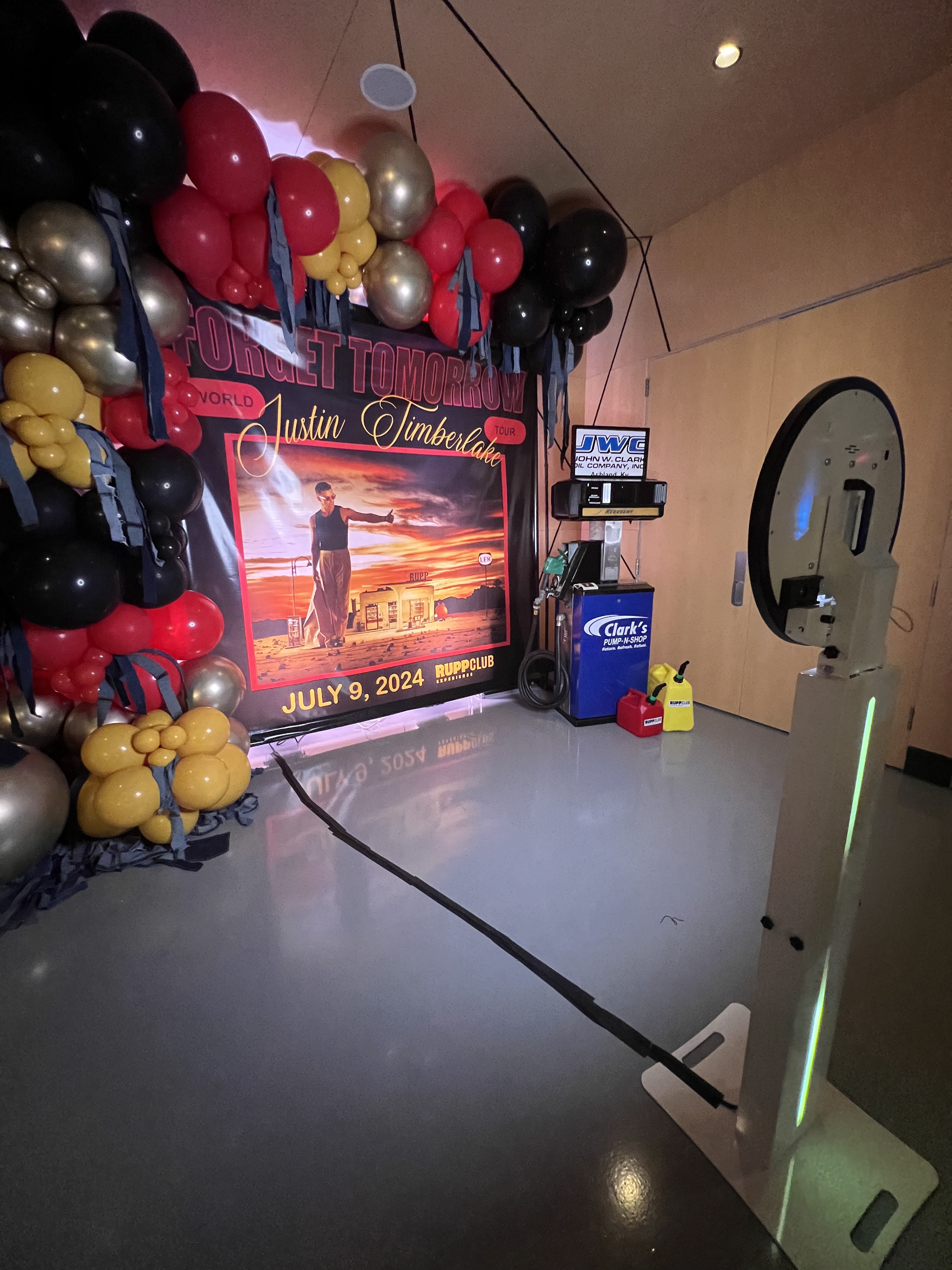 Traditional iPad Photo Booth