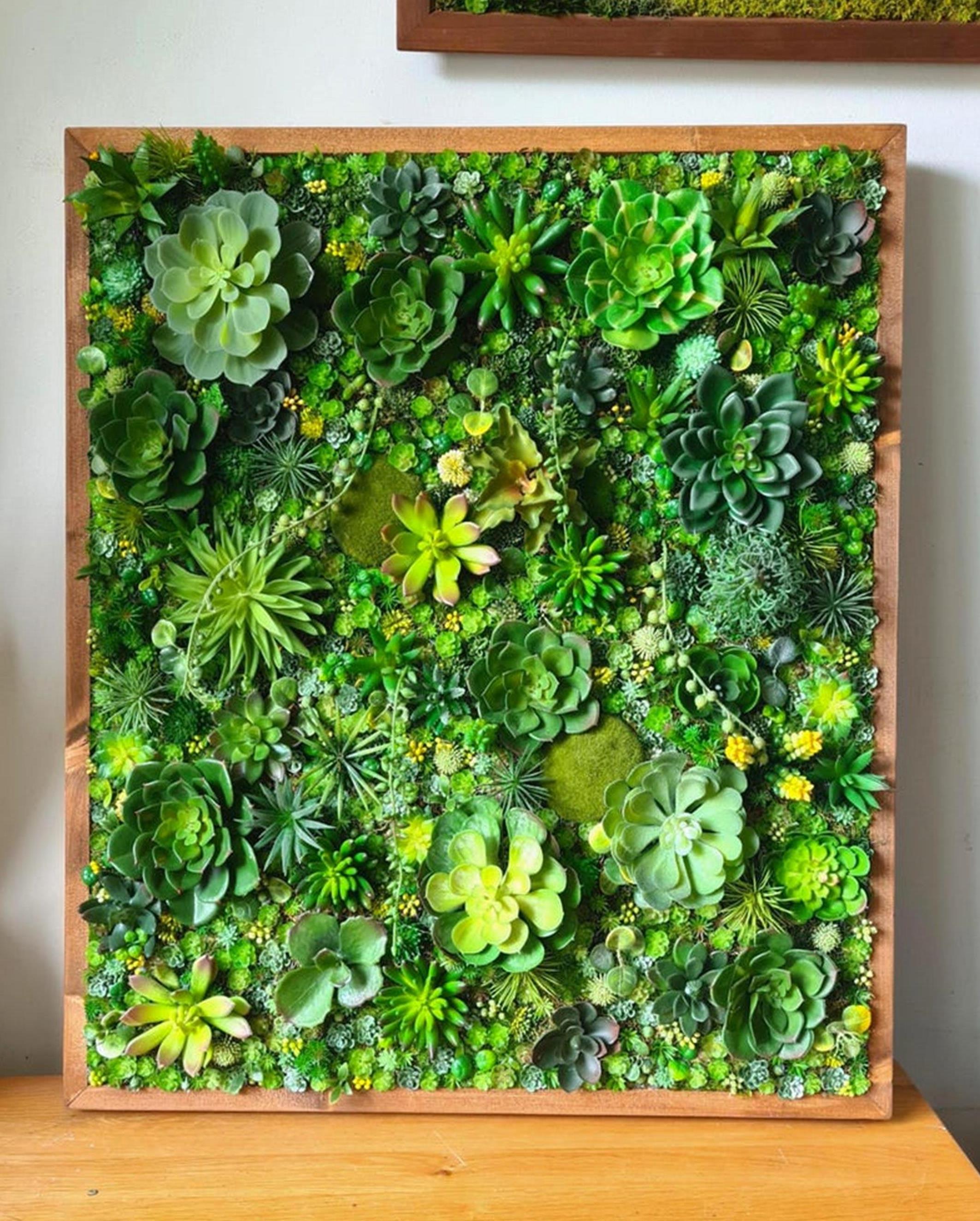 Faux Succulent Wall Panel x 1 (Greens)