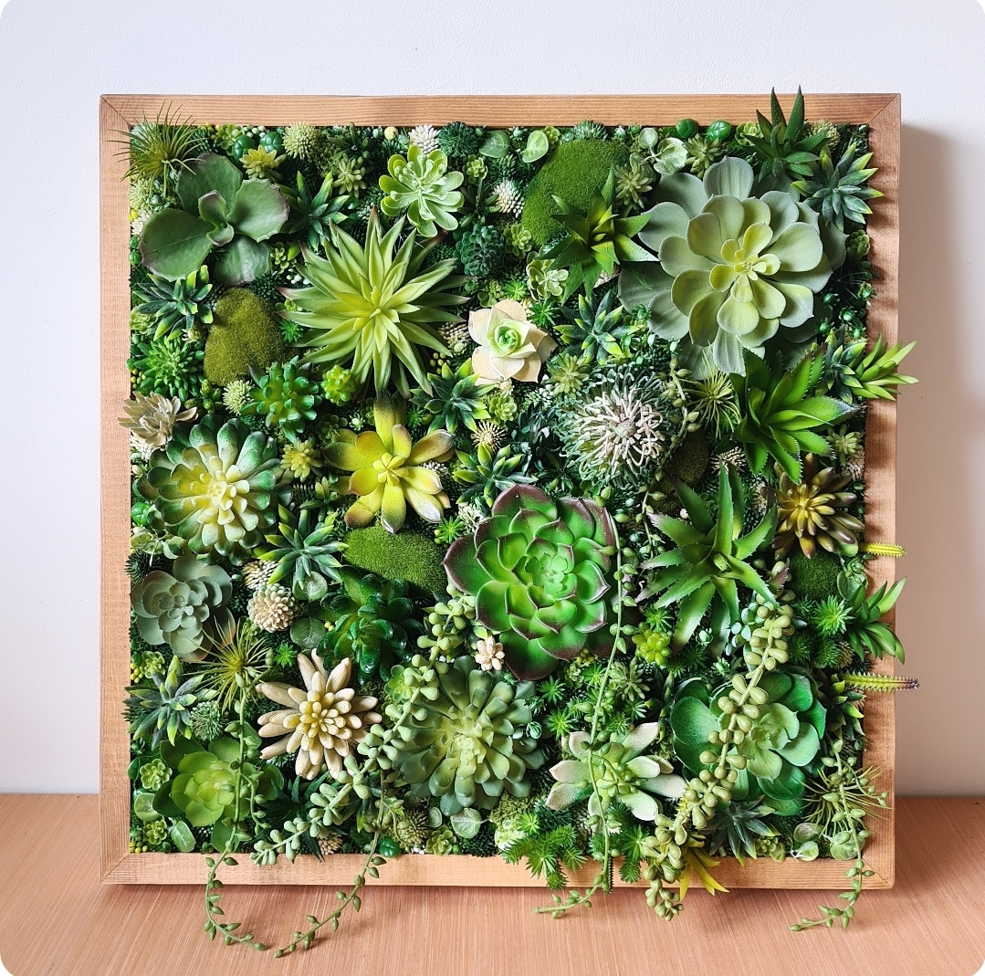 Faux Succulent Wall Square x 1 (Greens)