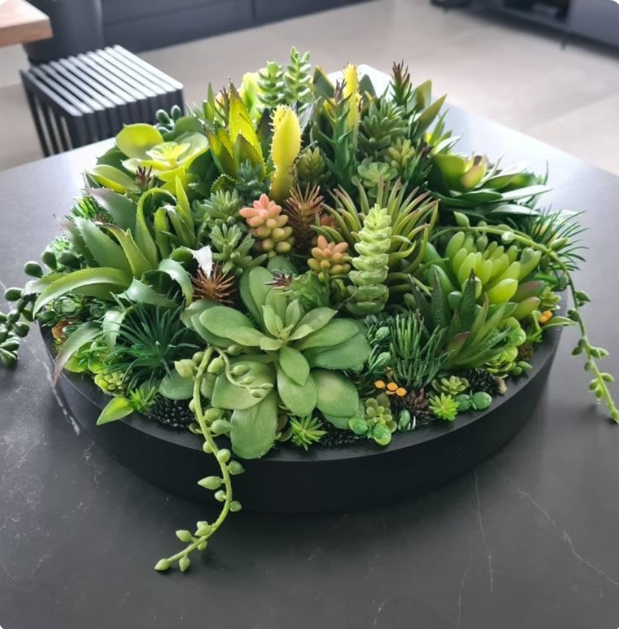 Faux Succulent Planter Circle x 1 (Green/Rusts)