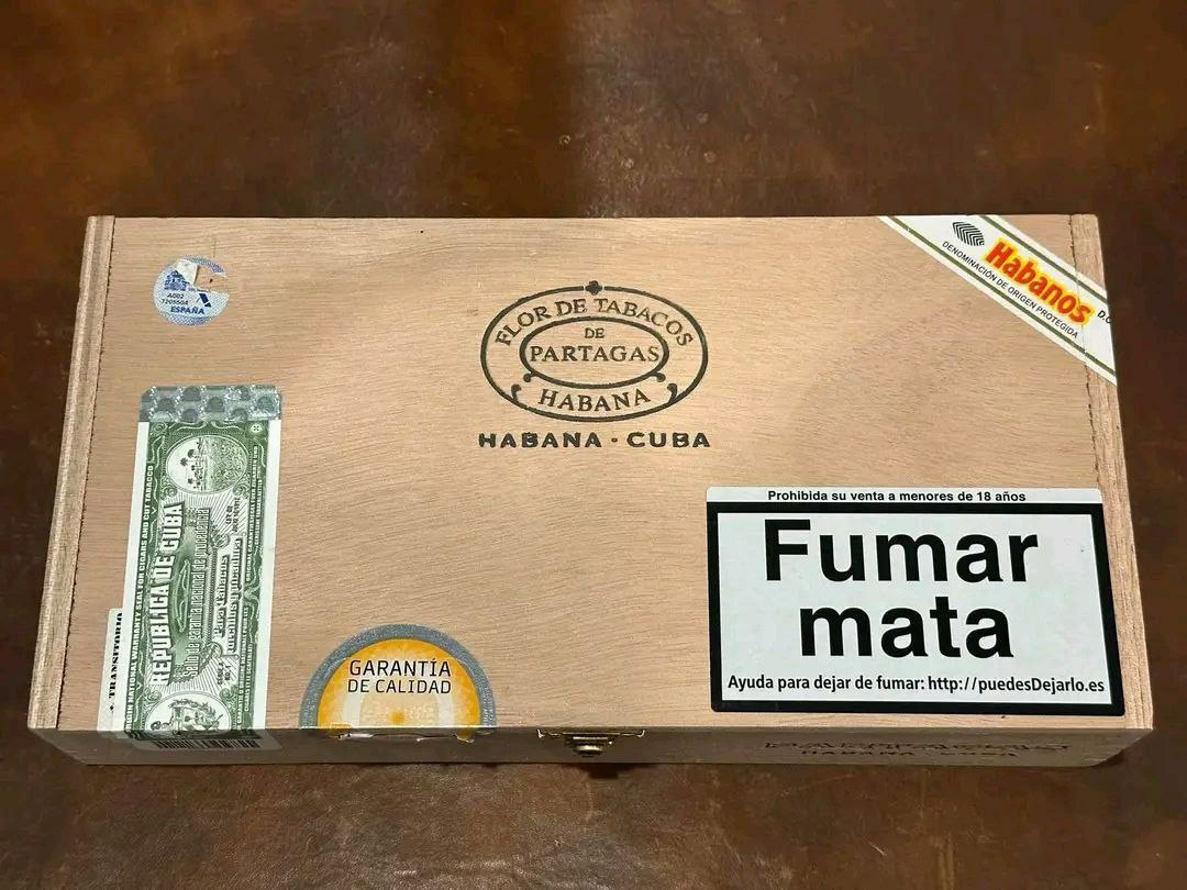 Cigares Partagas Serie D No.4