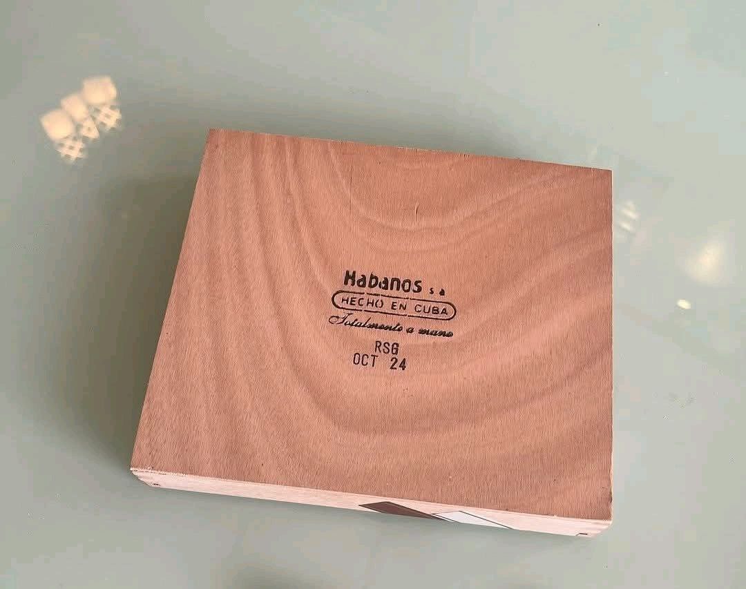 Coffret de Cigares H. Upmann Magnum 52