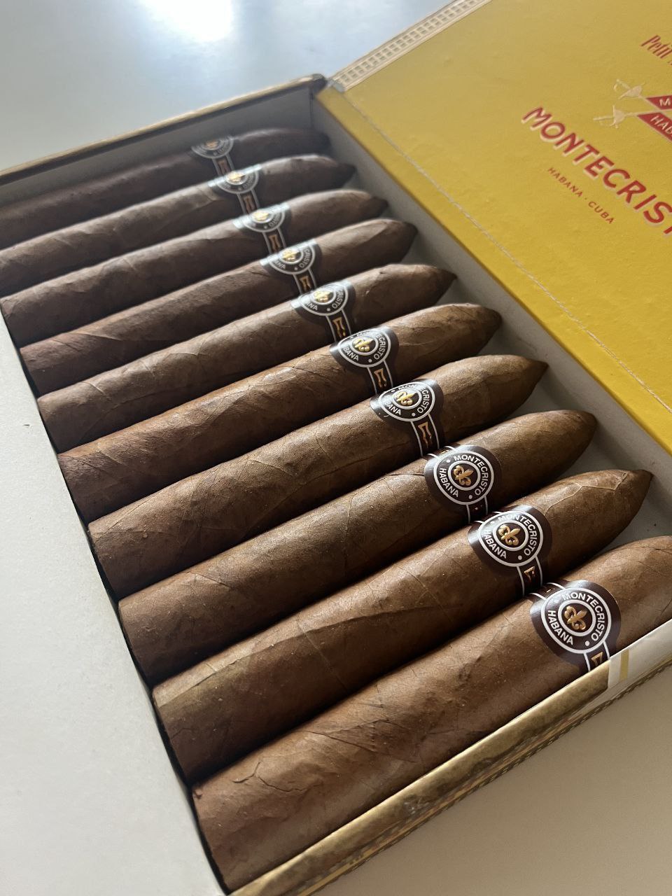 Cigares Montecristo No. 2