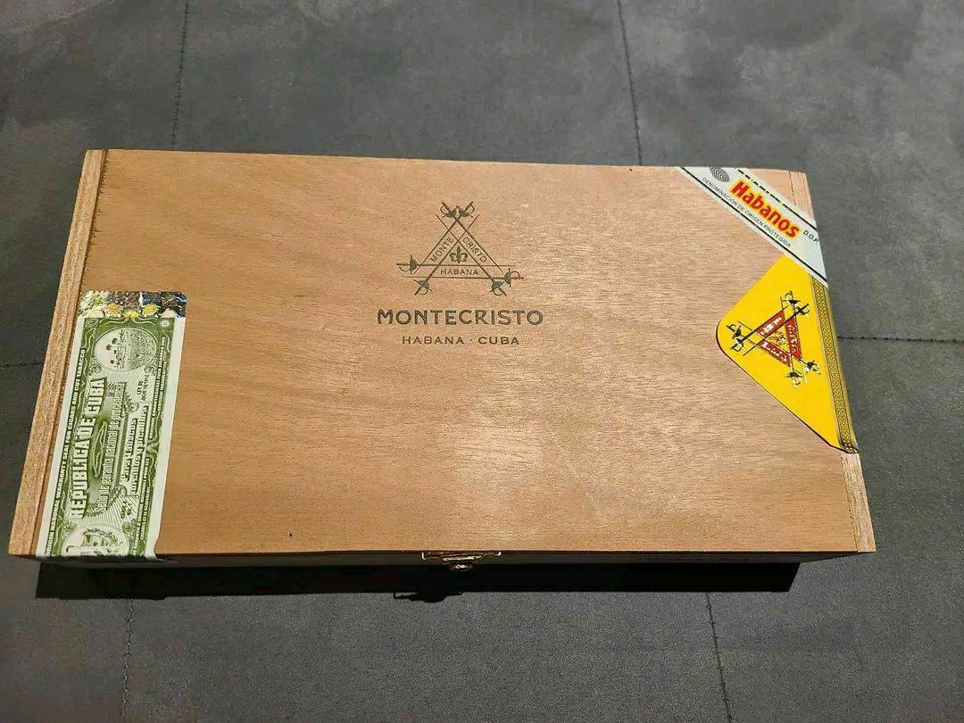 Cigares Montecristo Edmundo