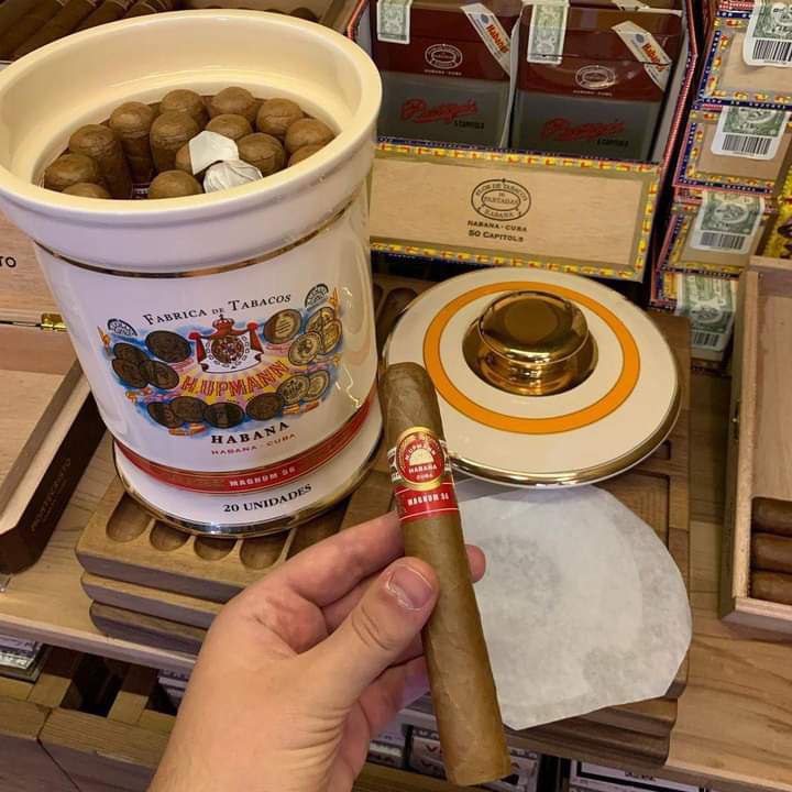 Coffret H.Upmann Magnum 56