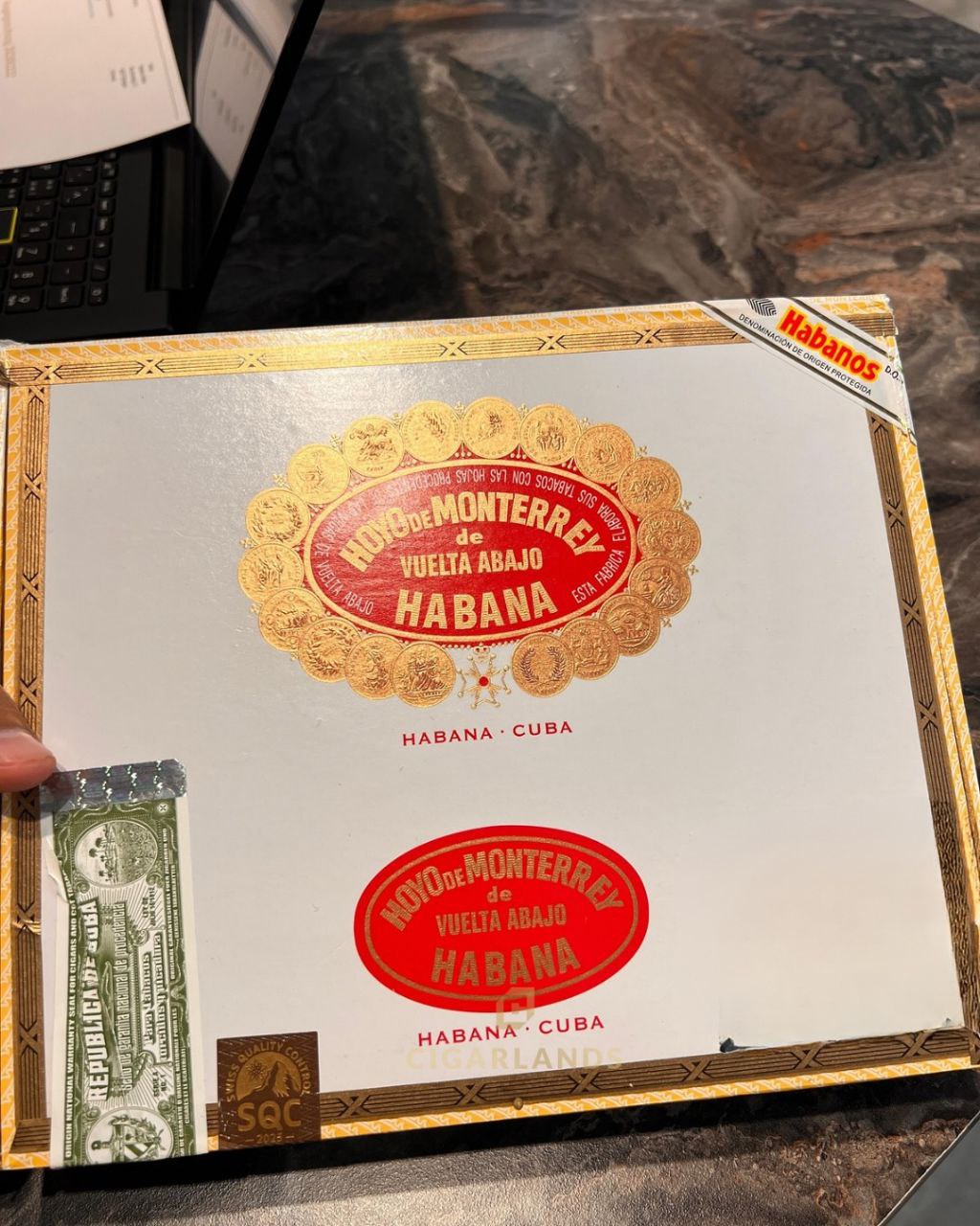Cigares Hoyo de Monterrey