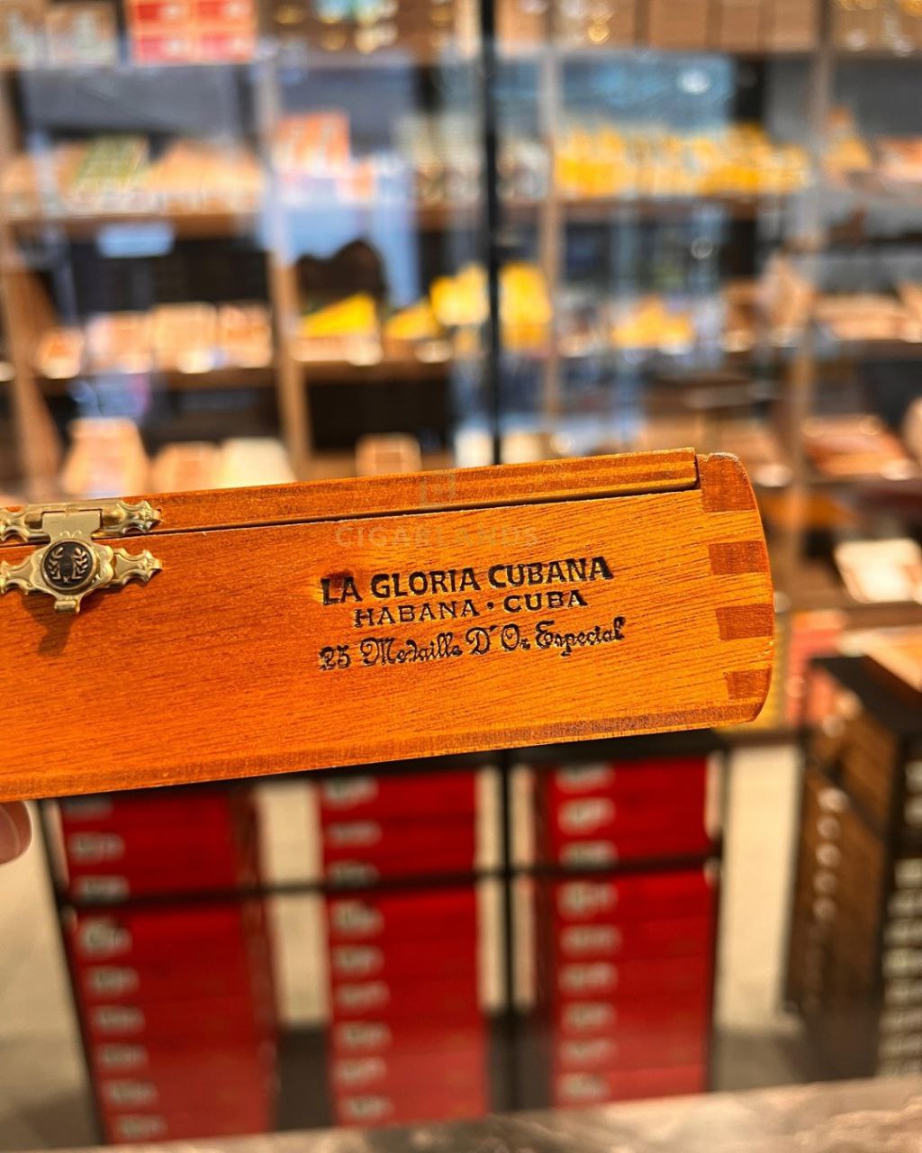 La Gloria Cubana Médaille D'Or Especial