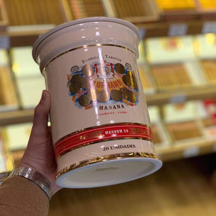 Coffret H.Upmann Magnum 56