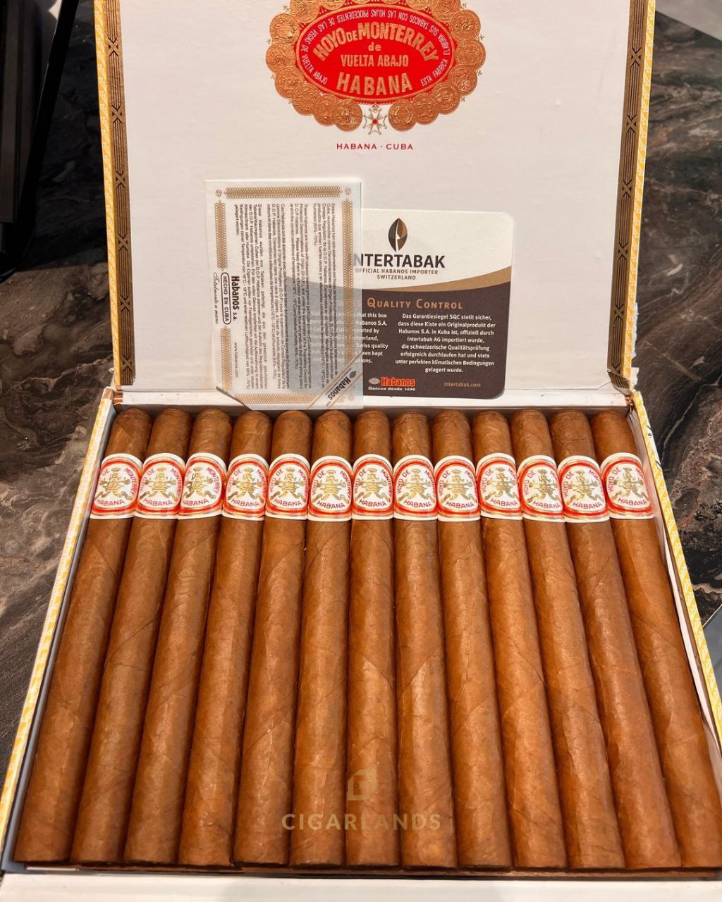 Cigares Hoyo de Monterrey
