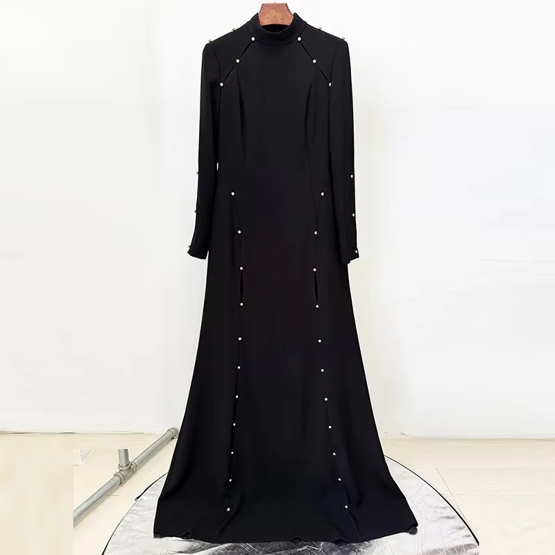 Elegant Black Maxi Dress