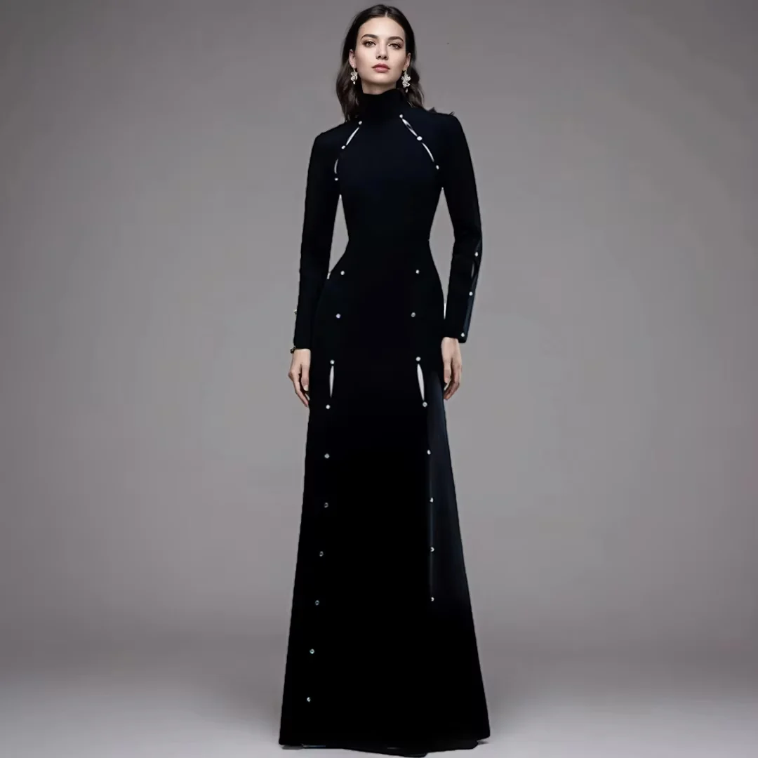 Elegant Black Maxi Dress