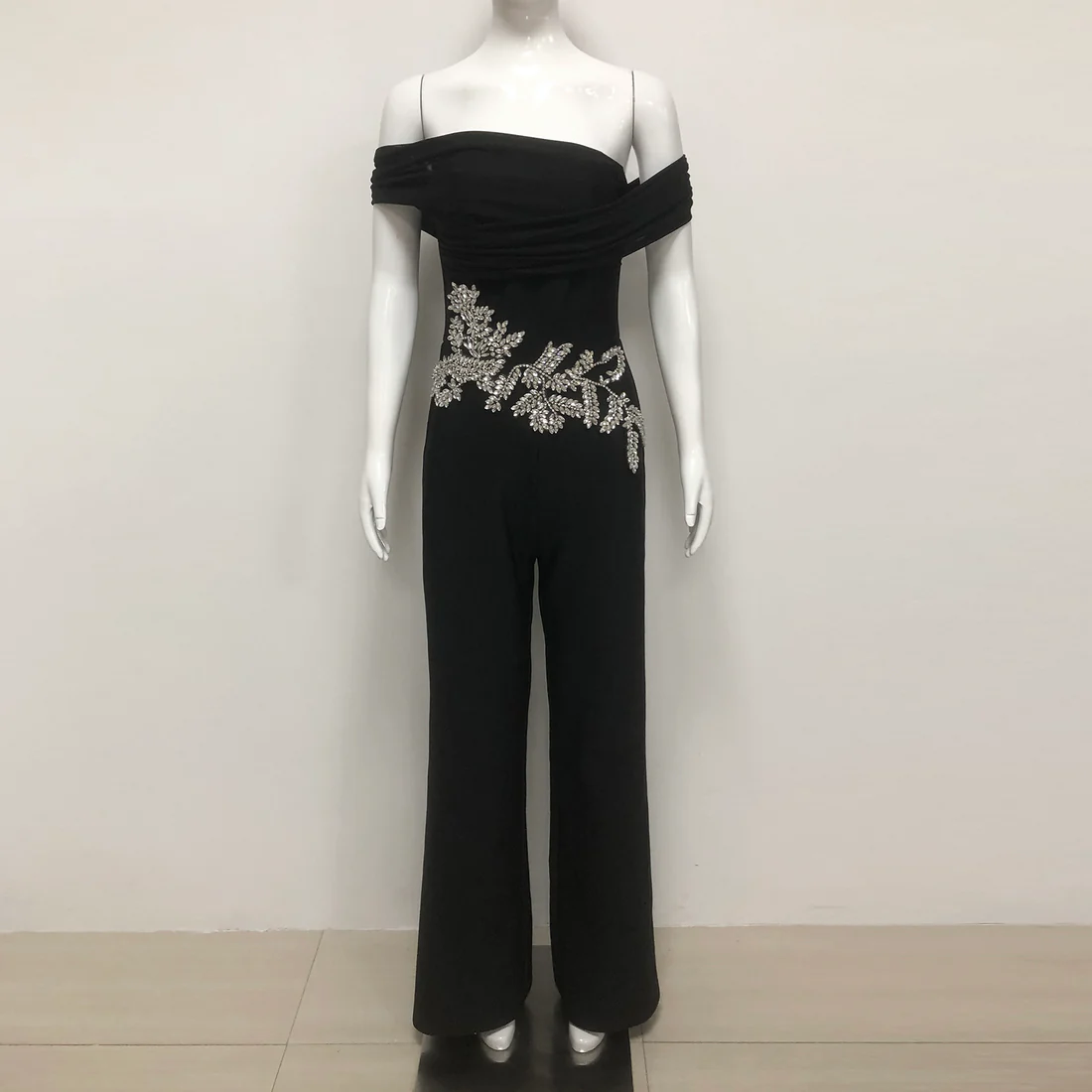 Elegant Off-Shoulder Jumpsuit