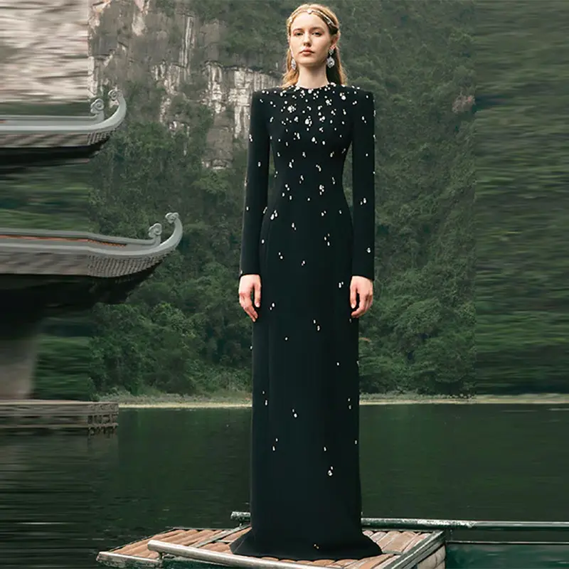 Elegant Black Evening Gown