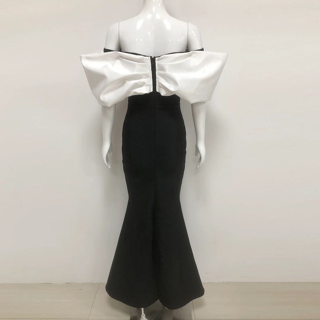 Elegant Black Evening Gown