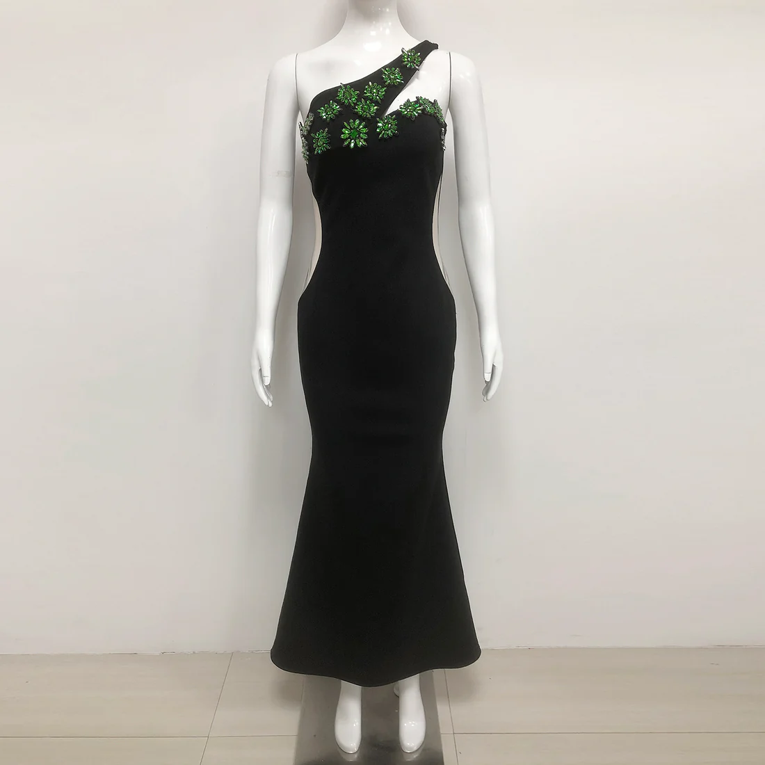 Black One-Shoulder Evening Gown