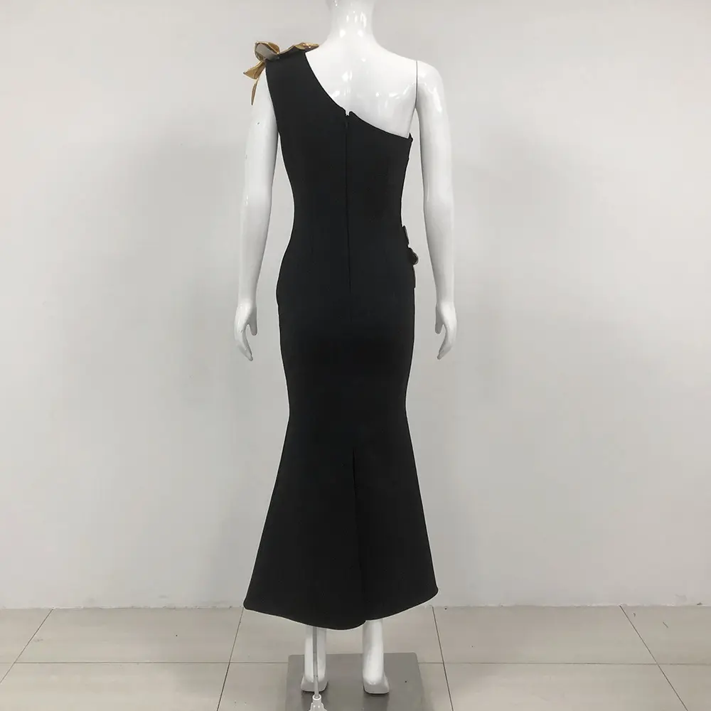 Elegant Black Evening Gown