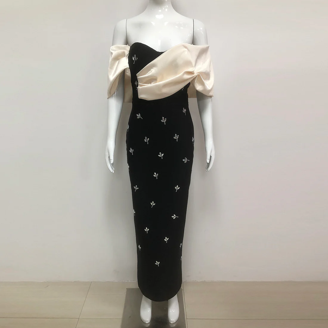 Elegant Off-Shoulder Evening Gown