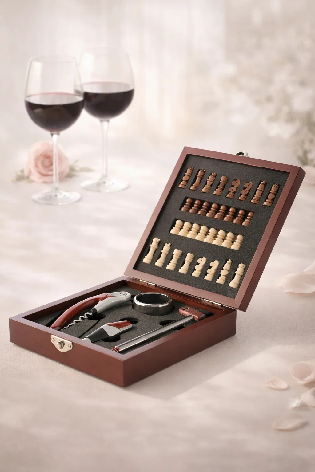 Coffret de vin et jeu d'échecs
