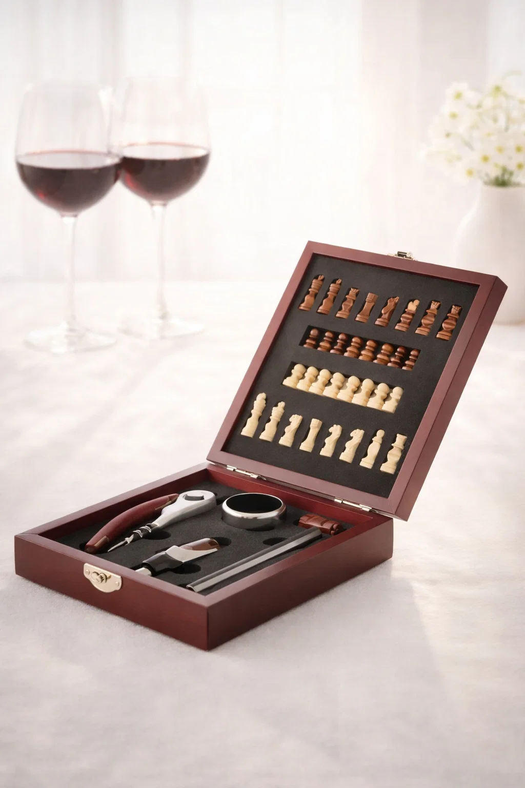 Coffret de vin et jeu d'échecs