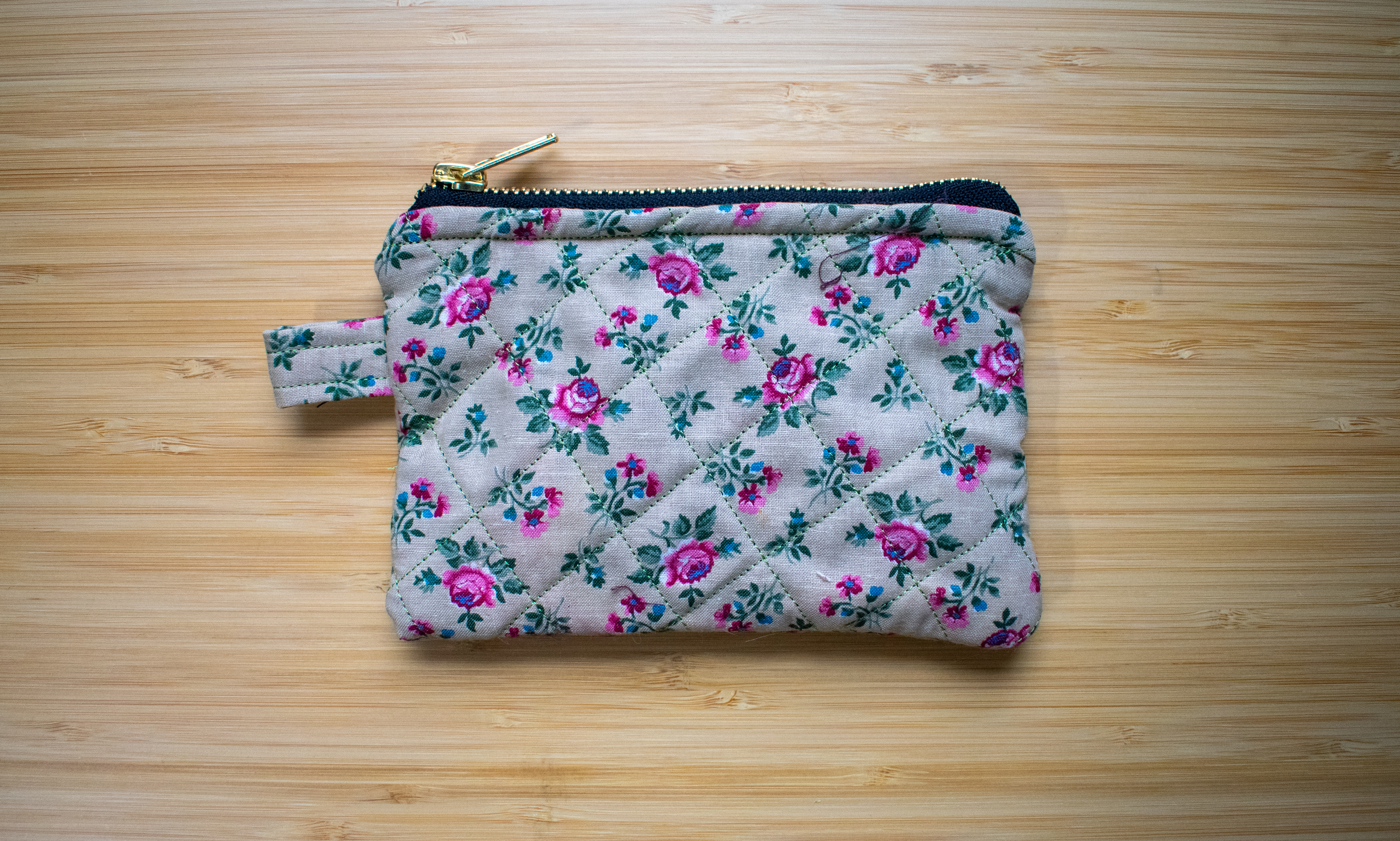 Essential Wrist Pouch 