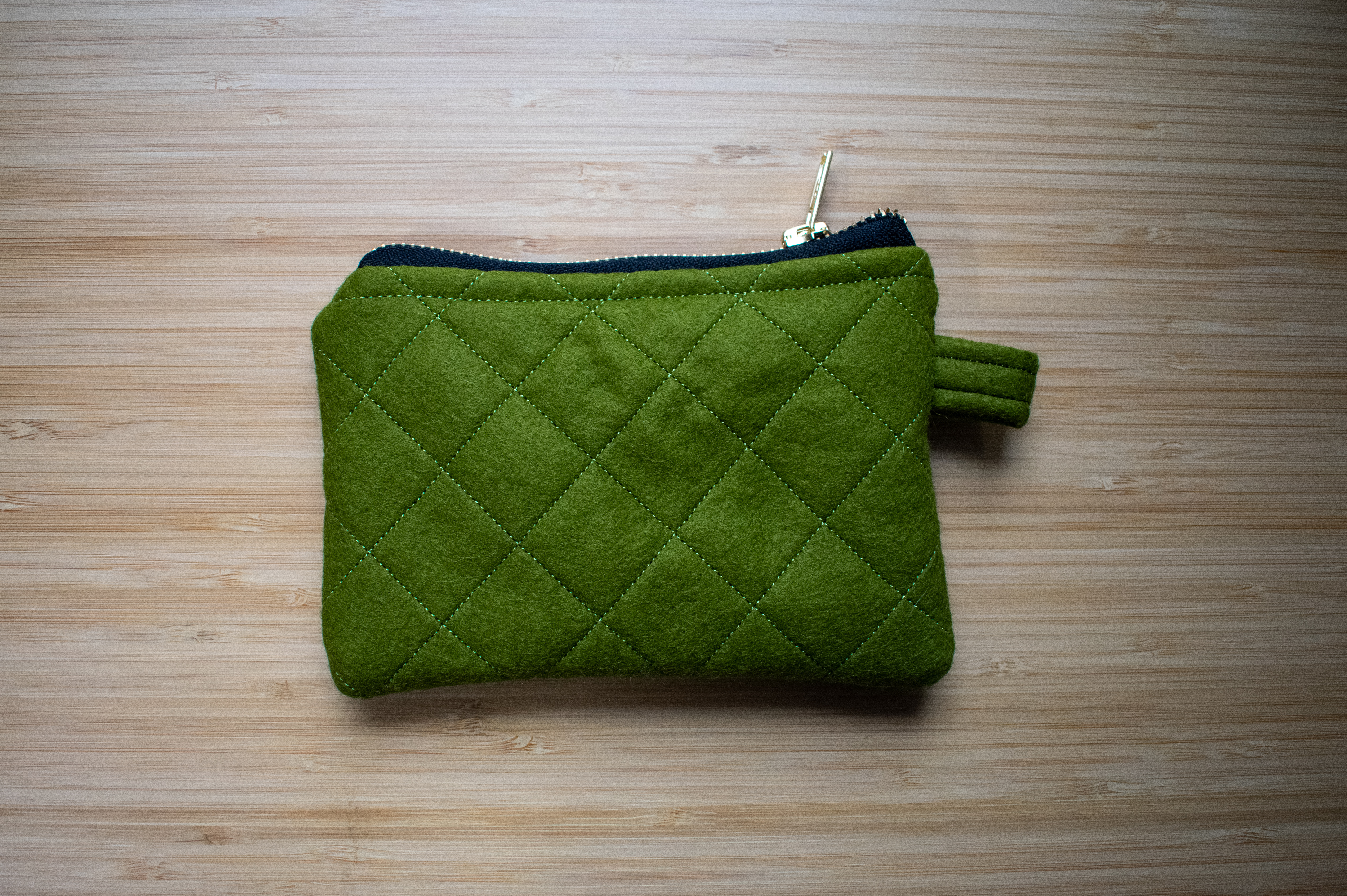 Essential Wrist Pouch 