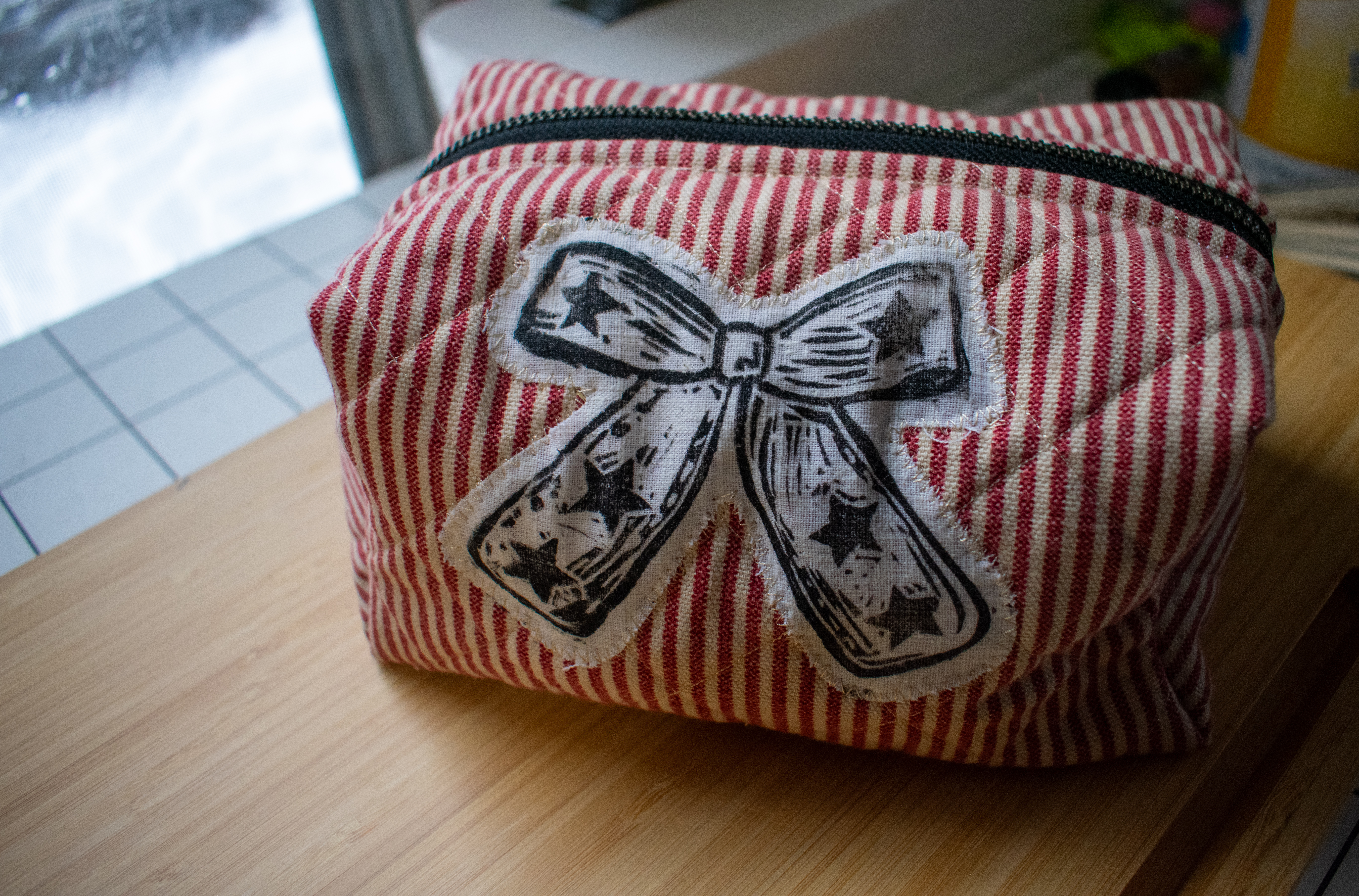 Bow Boxy Makeup Bag 