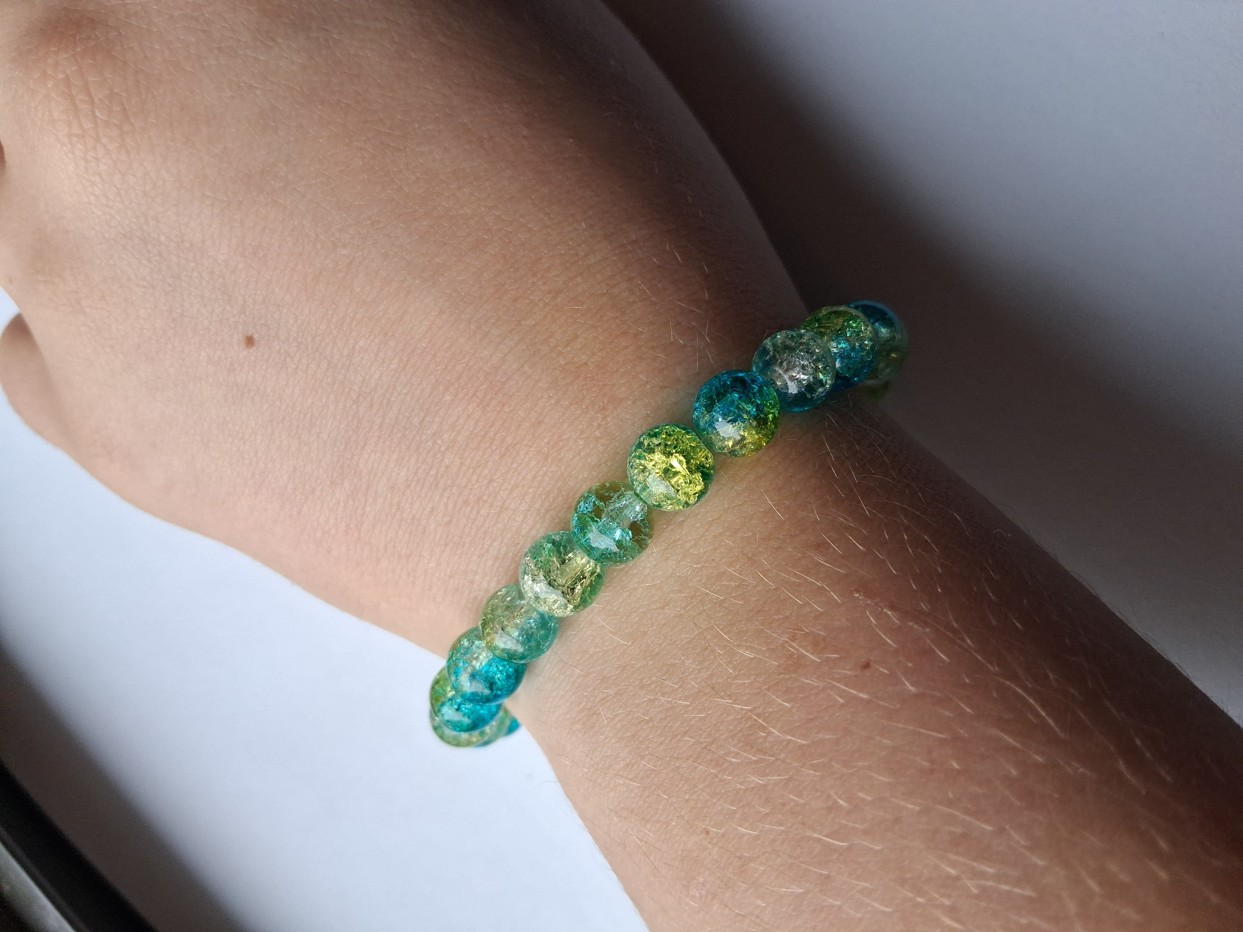 Colorful Crackle Glass Bead Bracelet
