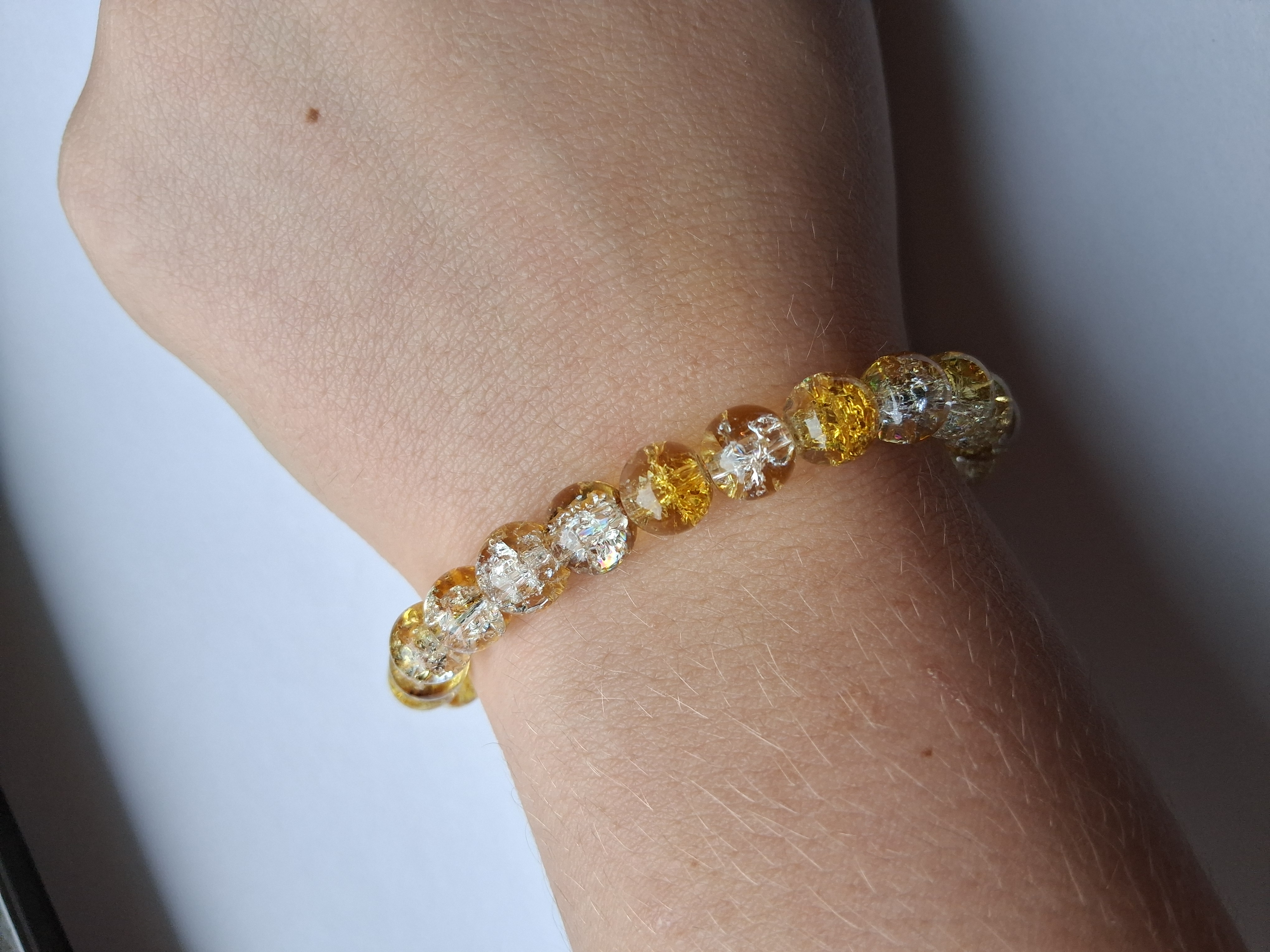 Yellow Crackle Glass Bead Bracelet